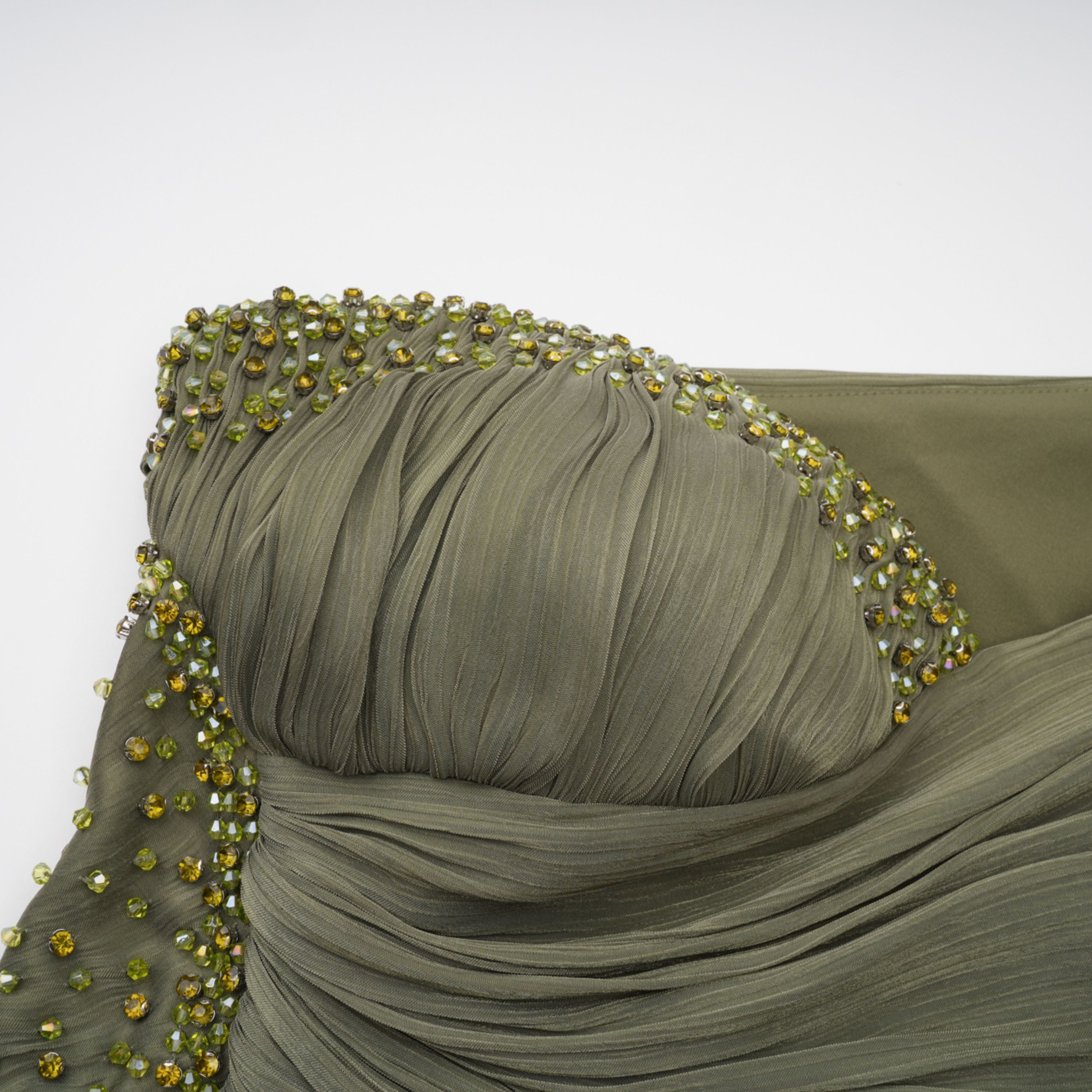 فستان طويل بكتف واحد ومزين بزخارف من Katrin Green