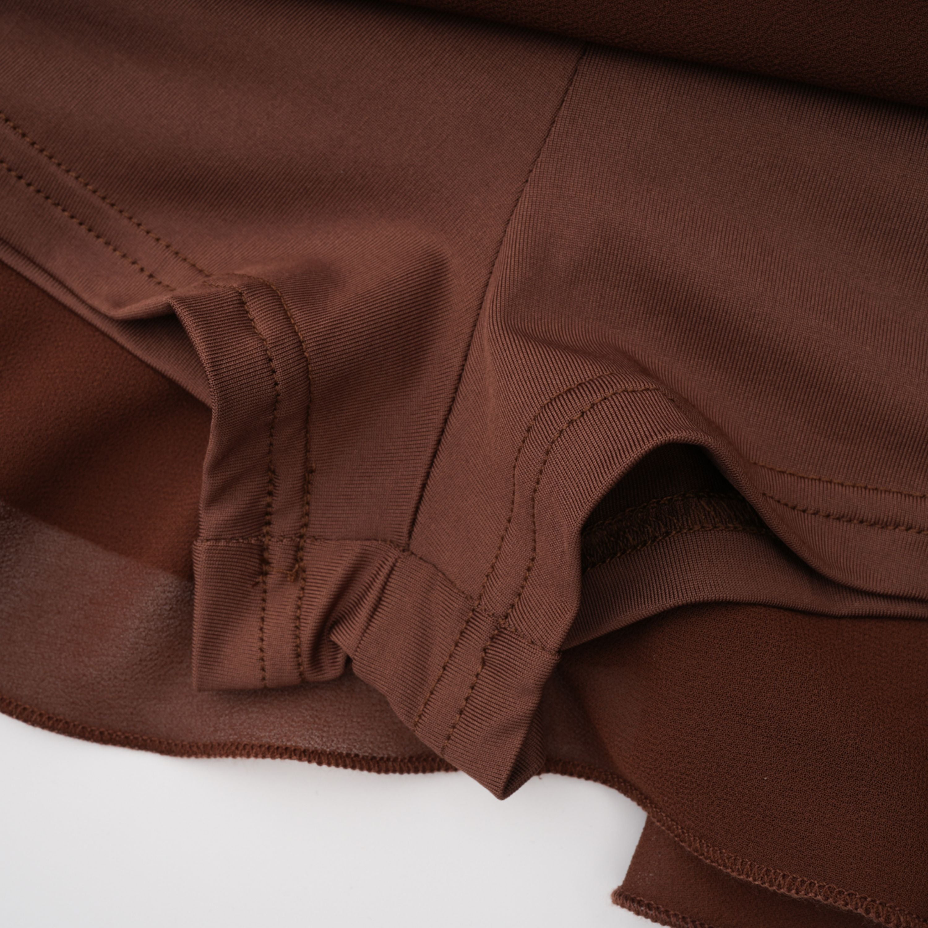 فستان قصير برباطات من جاسينت براون