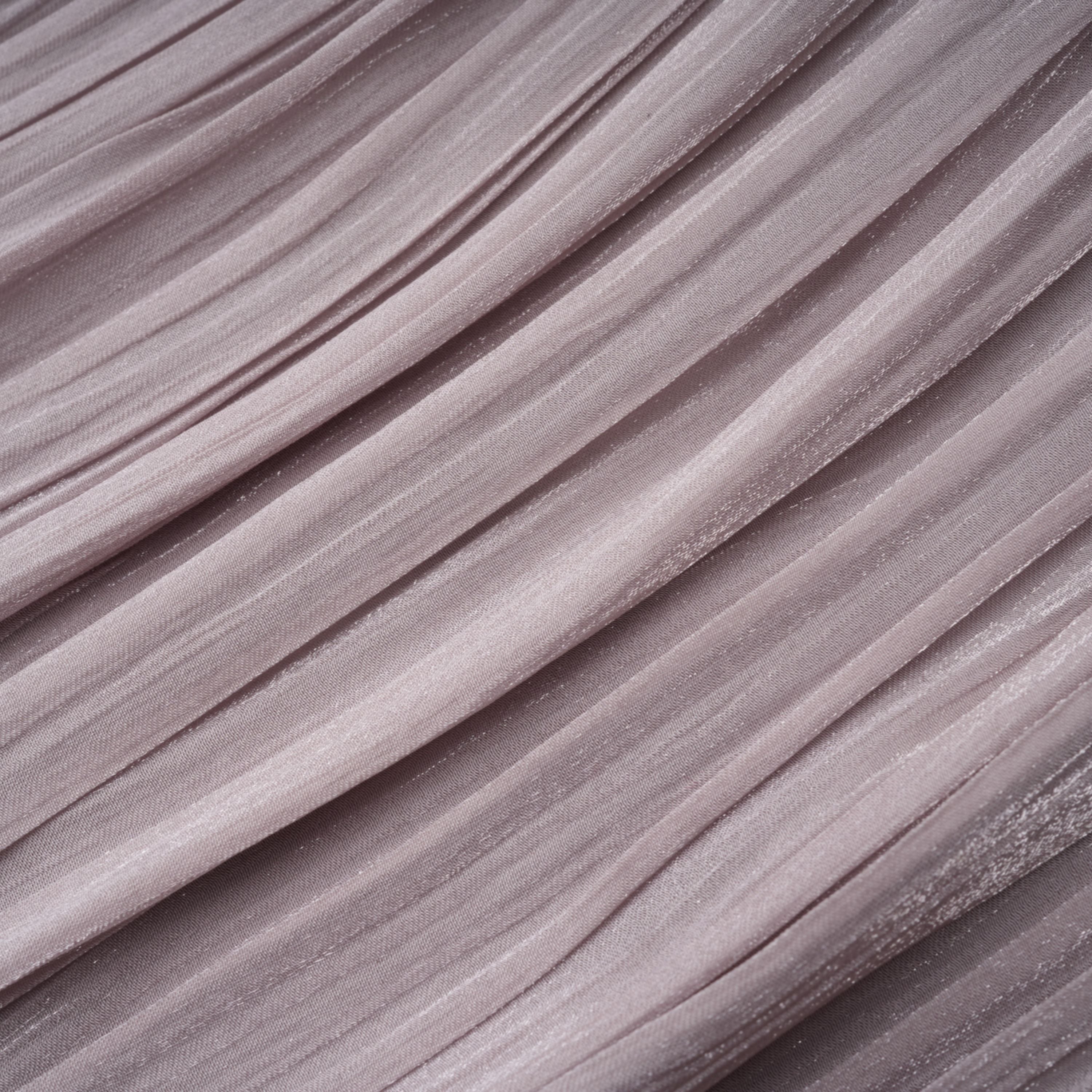 Nerida Silbernes Maxikleid mit Rollkragen und Rüschen