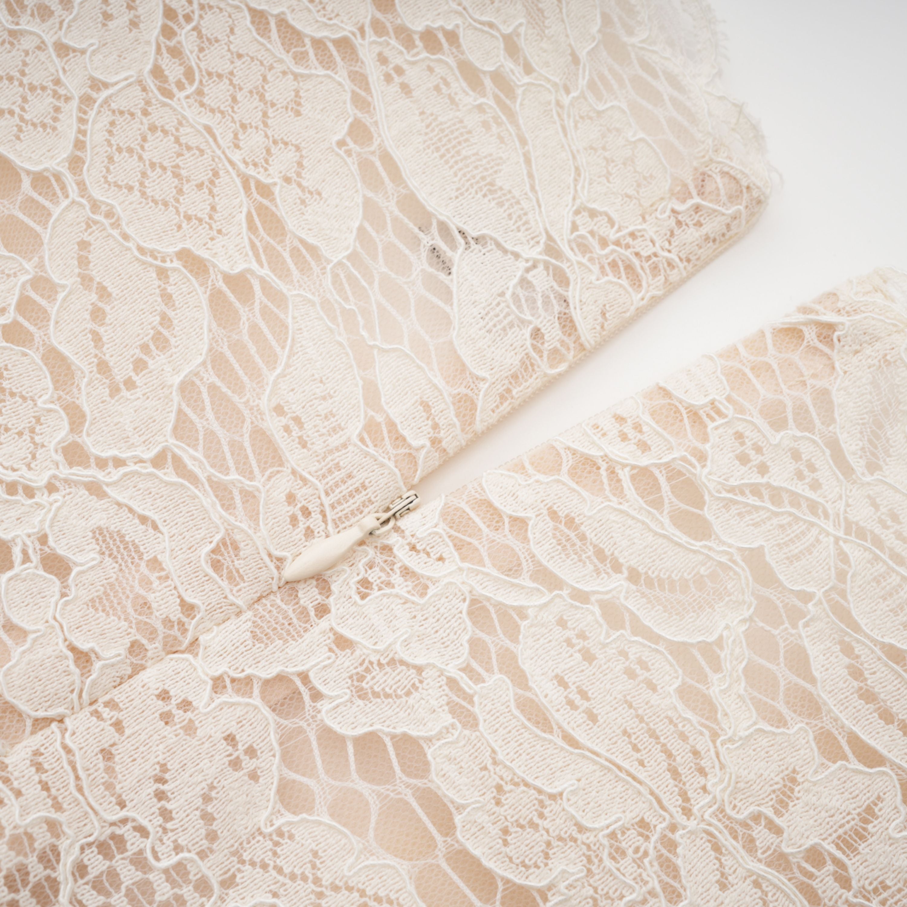 Oliana Ivory Lace Maxi Gown