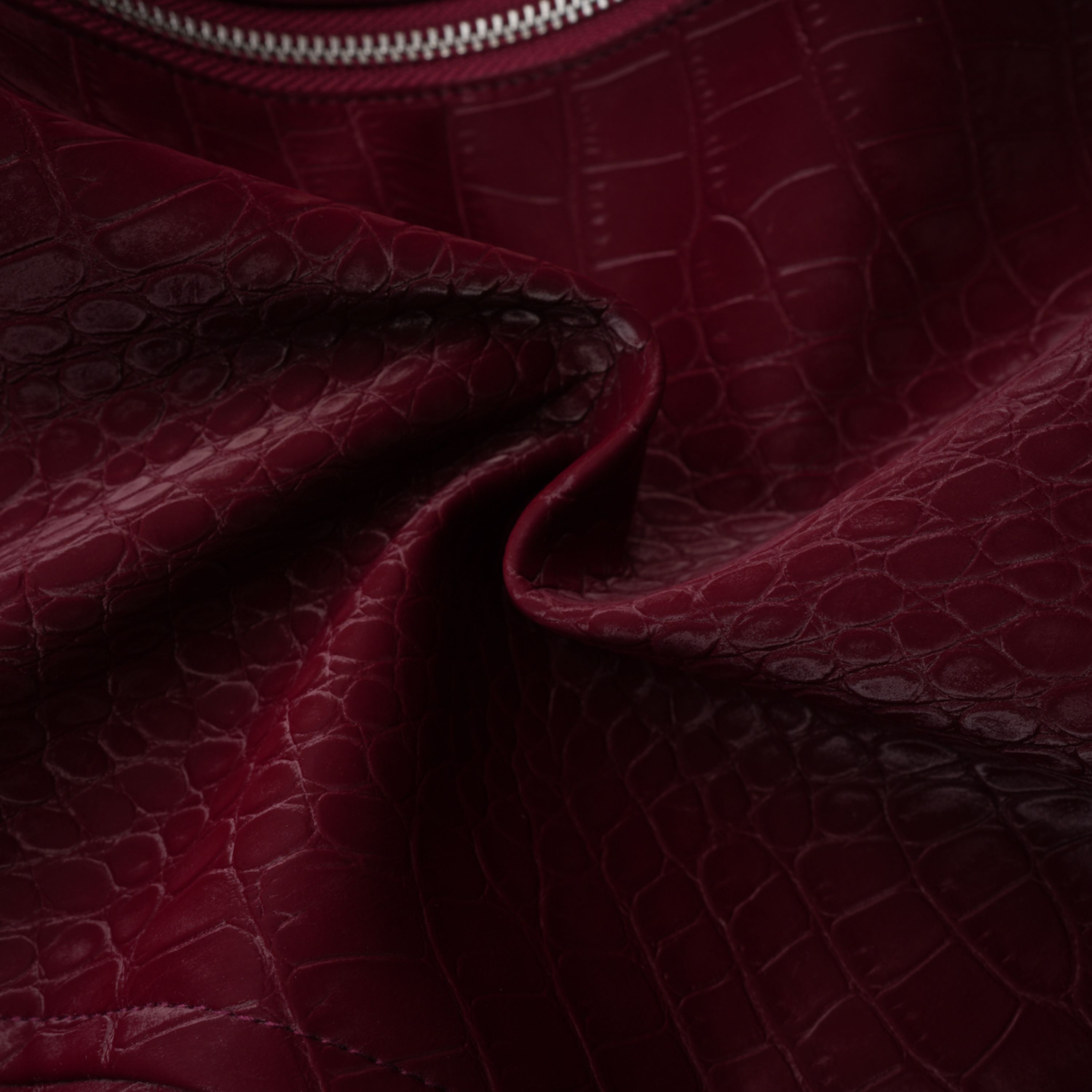 Frankie Mini-Kleid aus rotem Leder mit Zierknöpfen