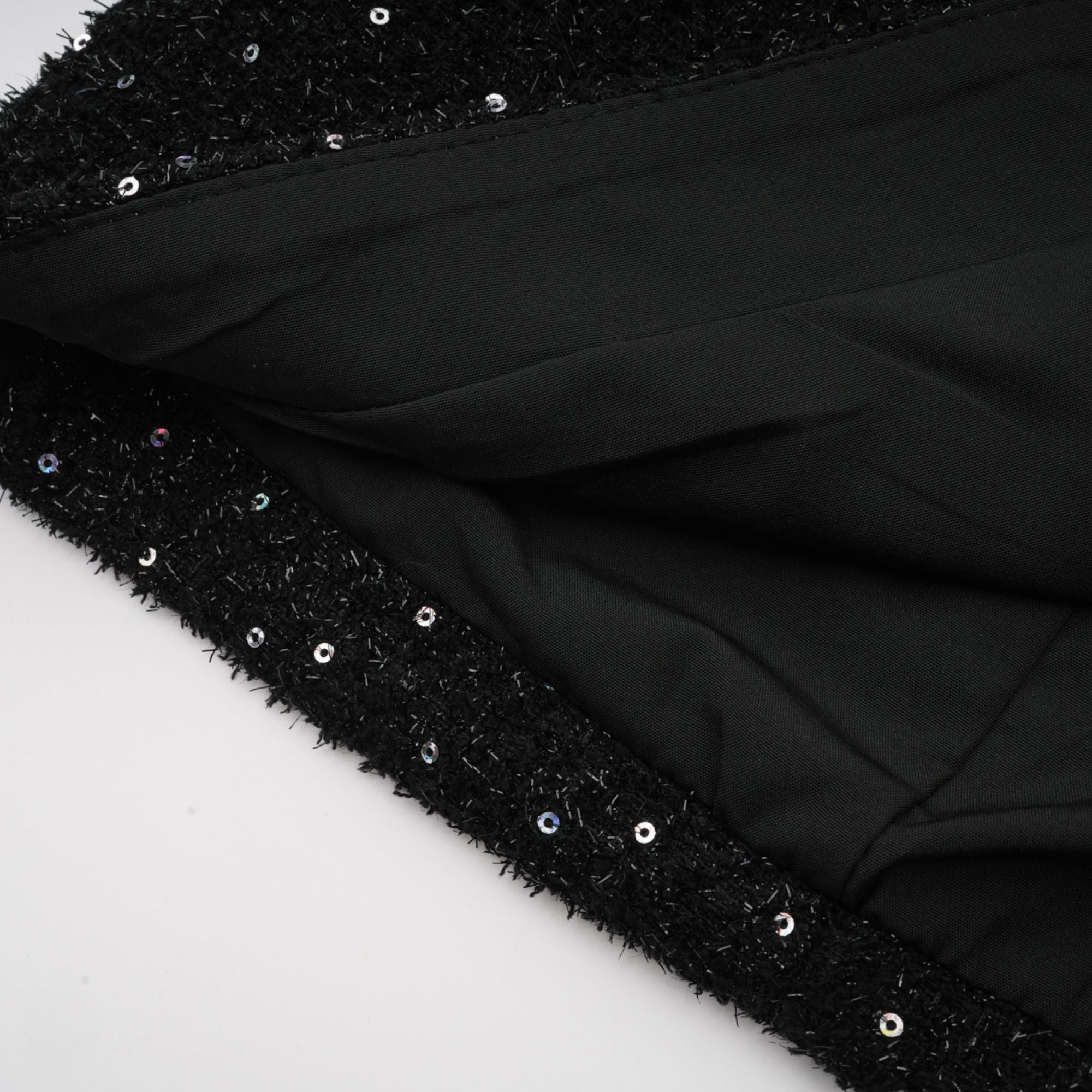 Éléonore فستان قصير من التويد مزين باللؤلؤ الصناعي