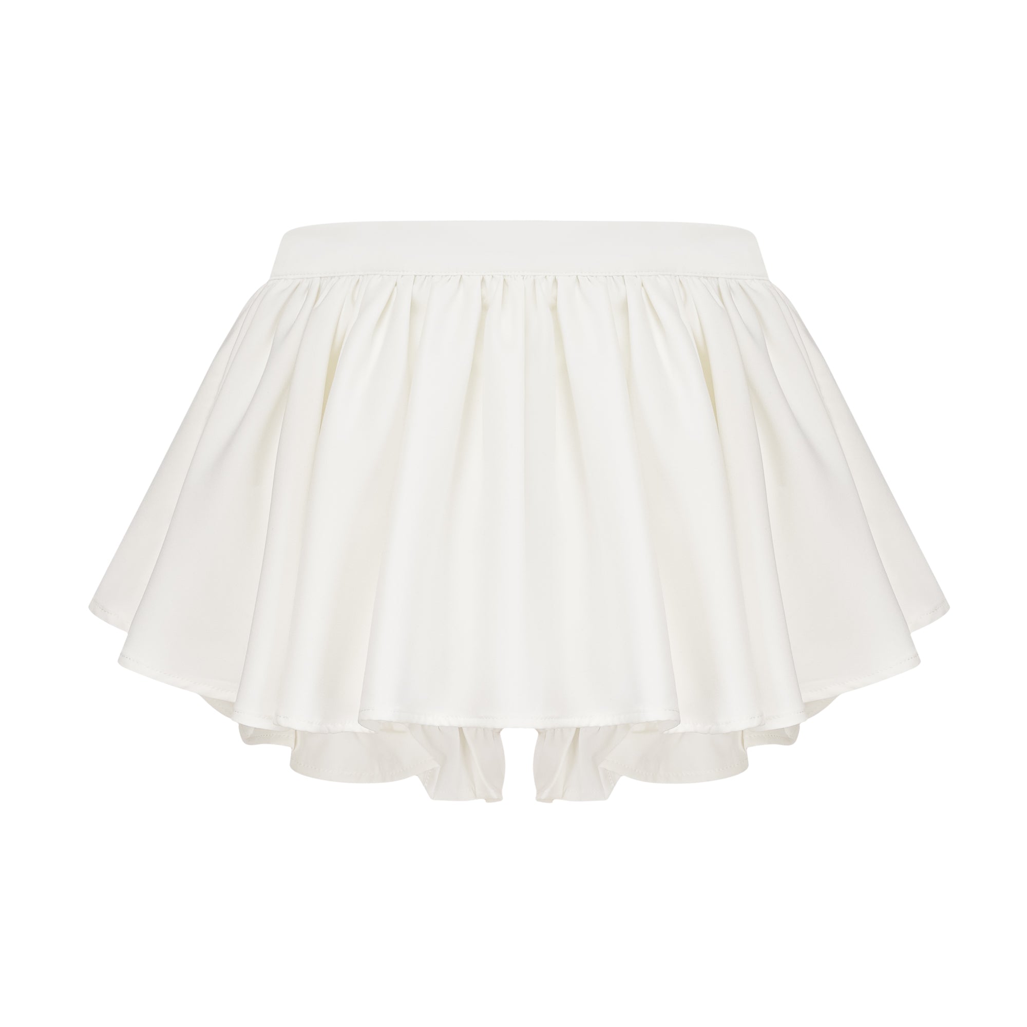 طقم أندريا بلوزة وتنورة من التول غير المتماثل باللون الأبيض