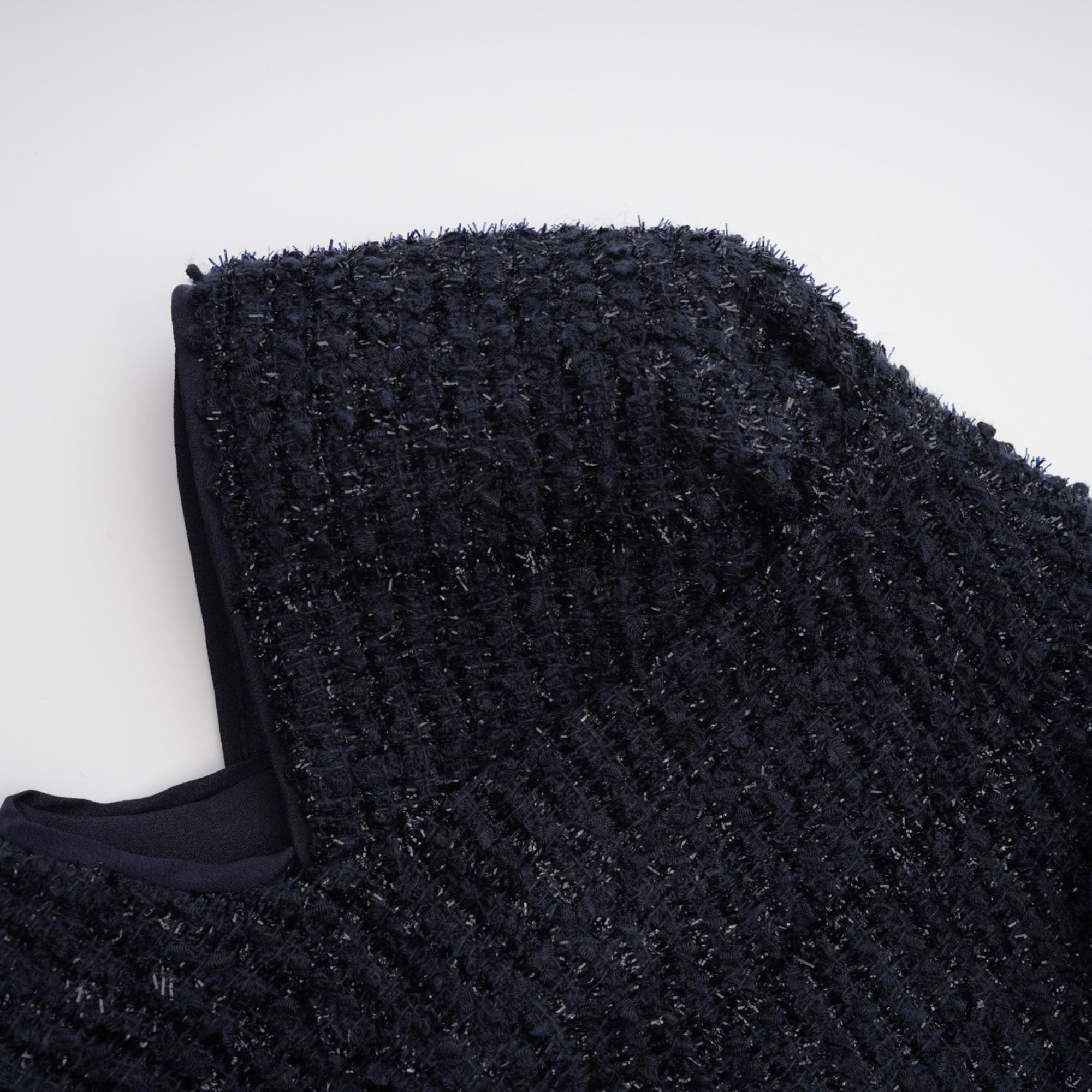 فستان ماكسي أزرق من جوزيت بخصر ببلوم