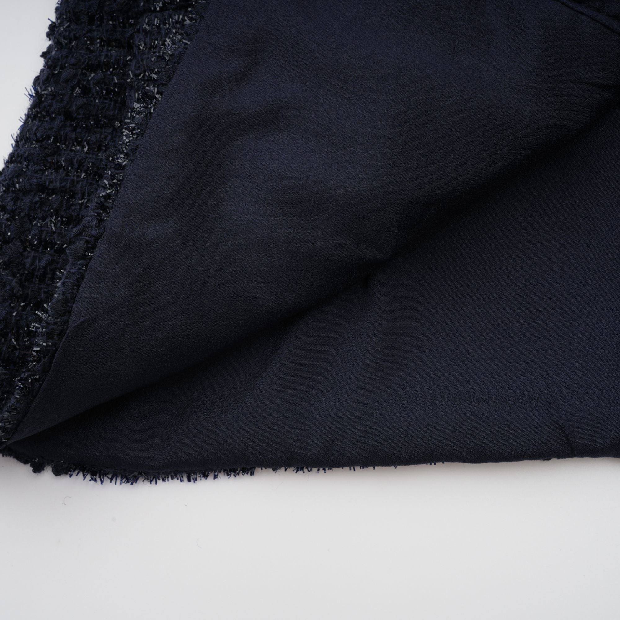 فستان ماكسي أزرق من جوزيت بخصر ببلوم