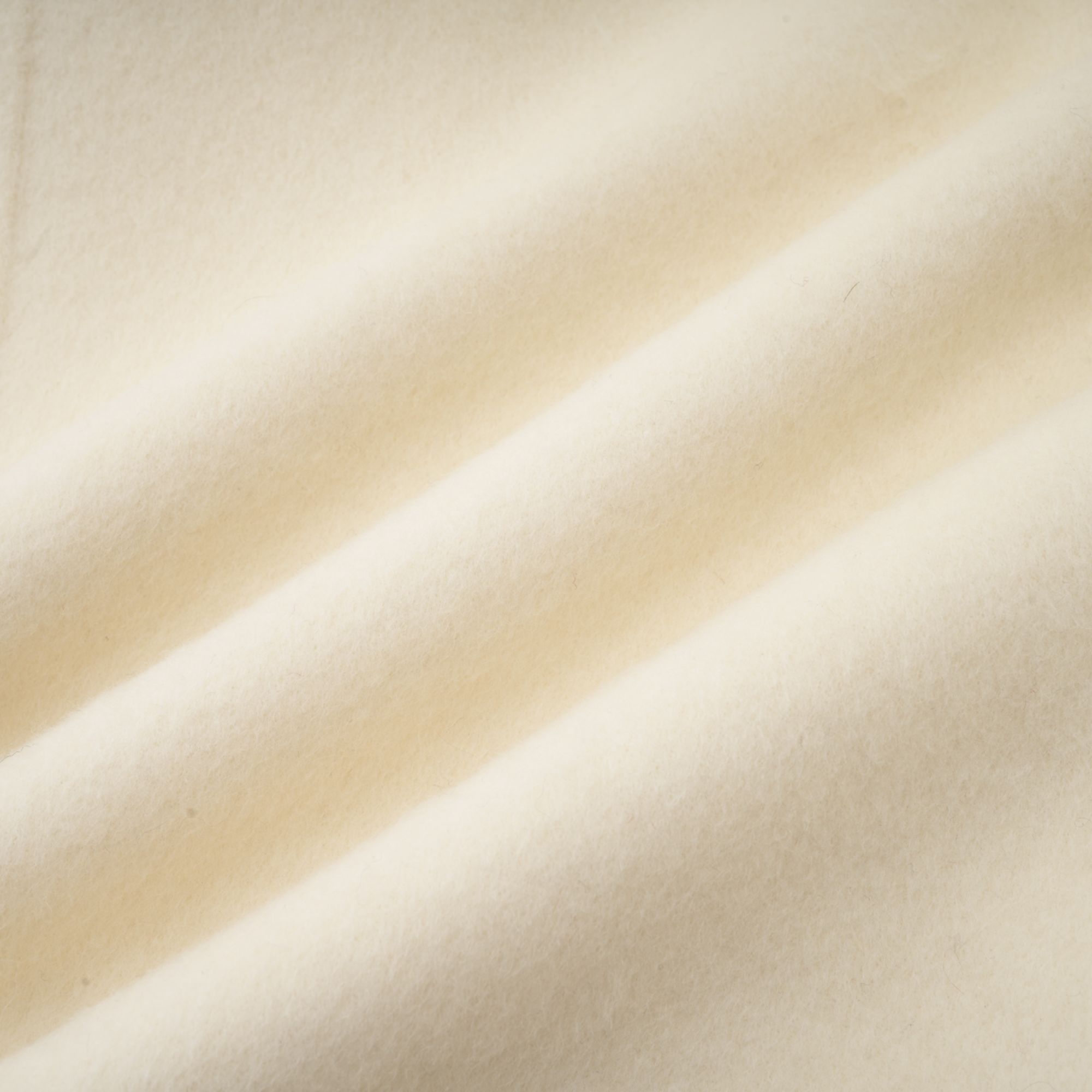 معطف كوليت من الصوف والفراء الأبيض مع عقدة