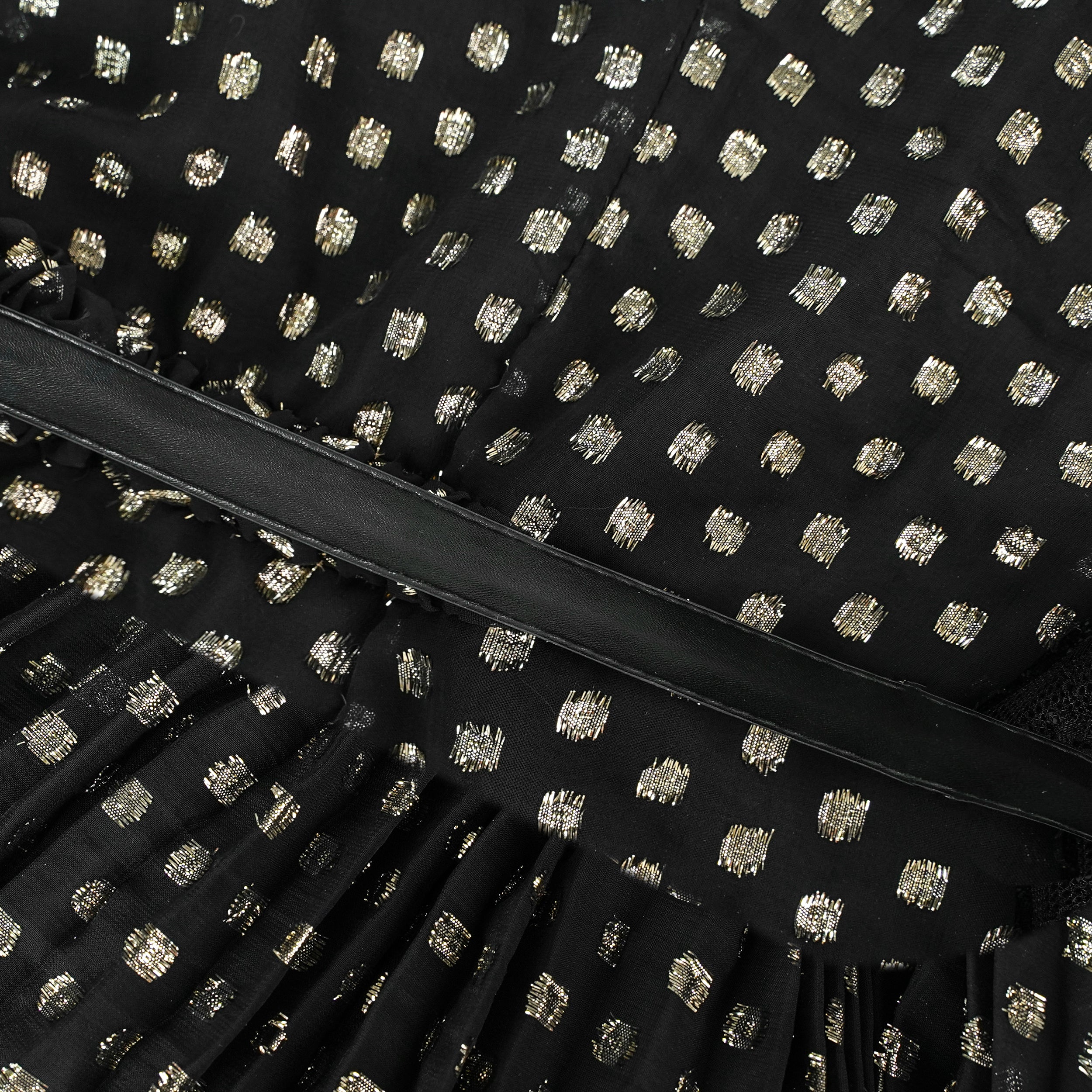 فستان ألويس الأسود المنقط متوسط الطول