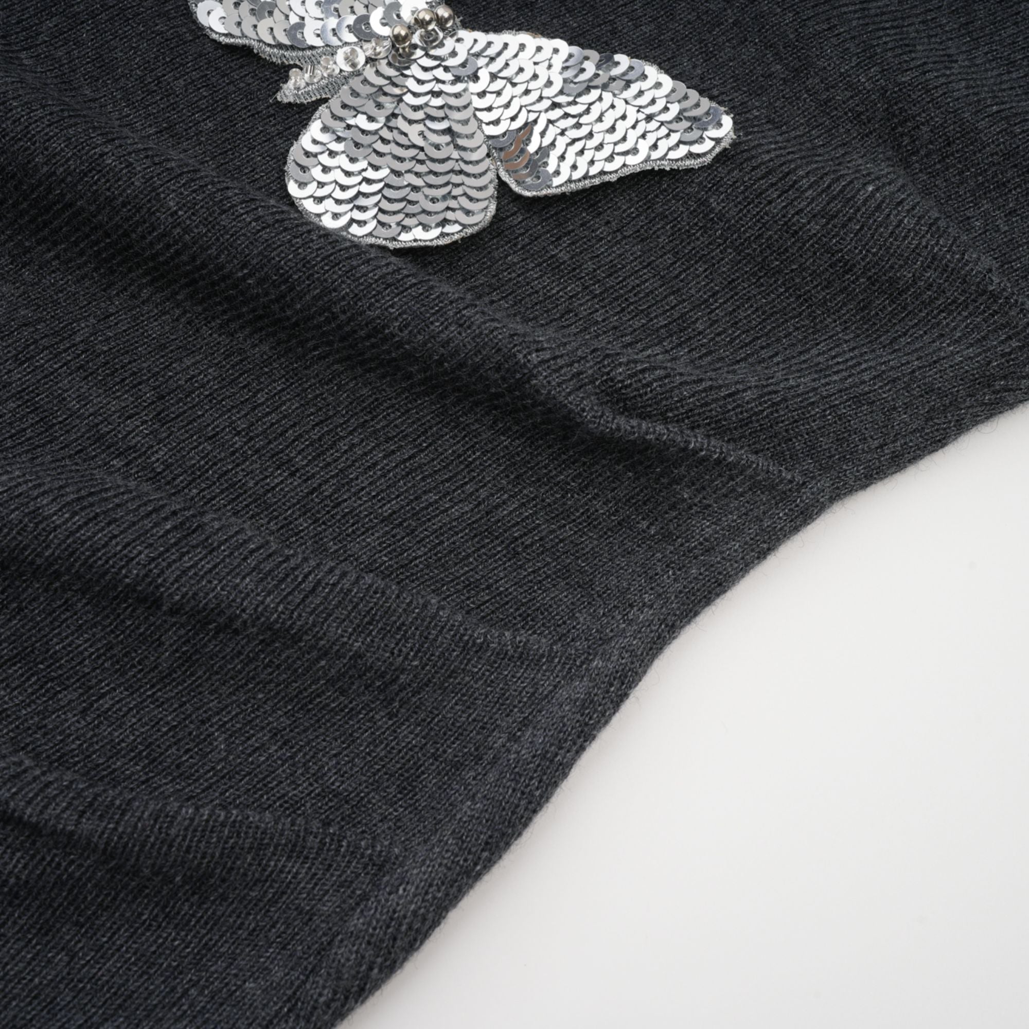 كارديجان Anastasie باللون الرمادي مزين بترتر على شكل فراشة