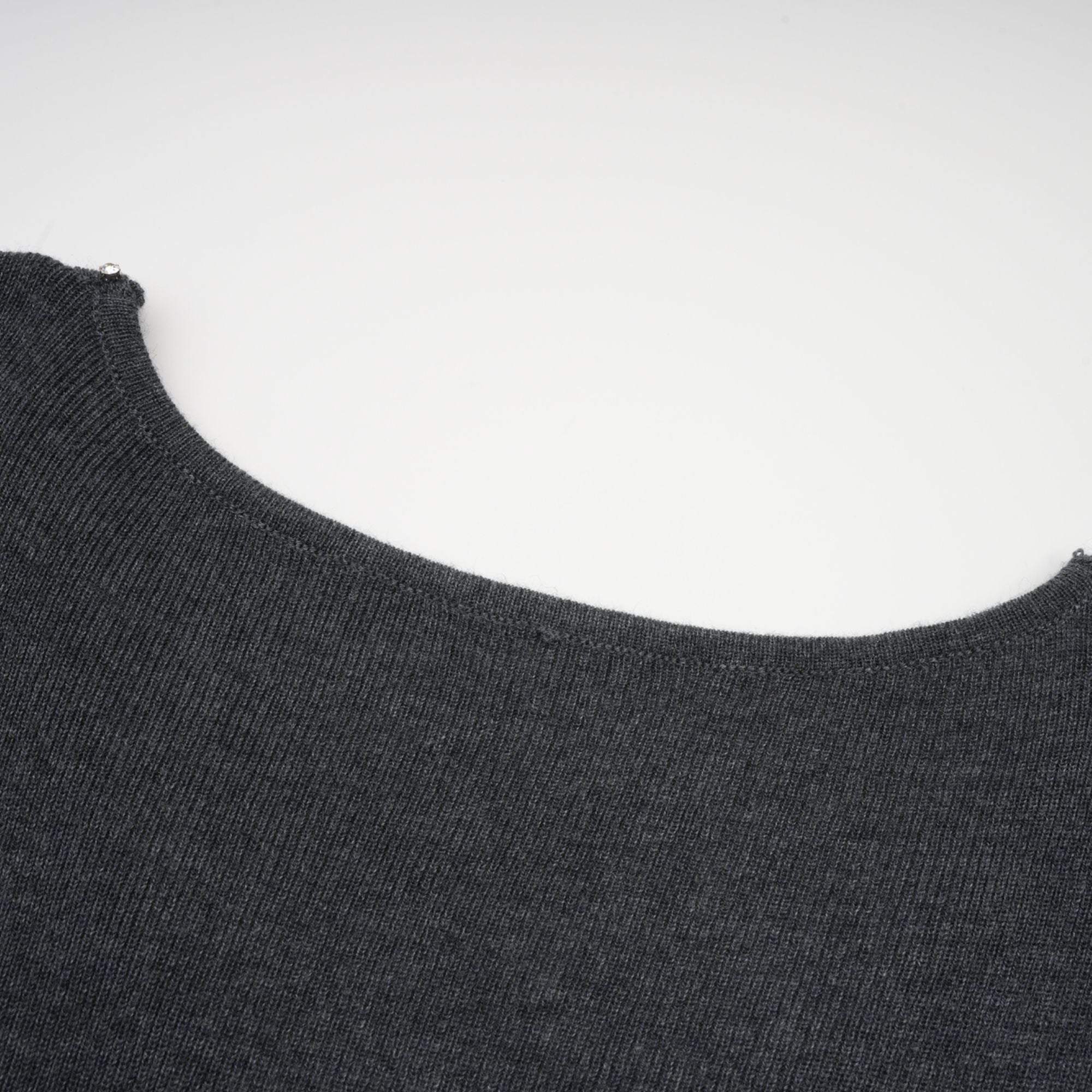 كارديجان Anastasie باللون الرمادي مزين بترتر على شكل فراشة