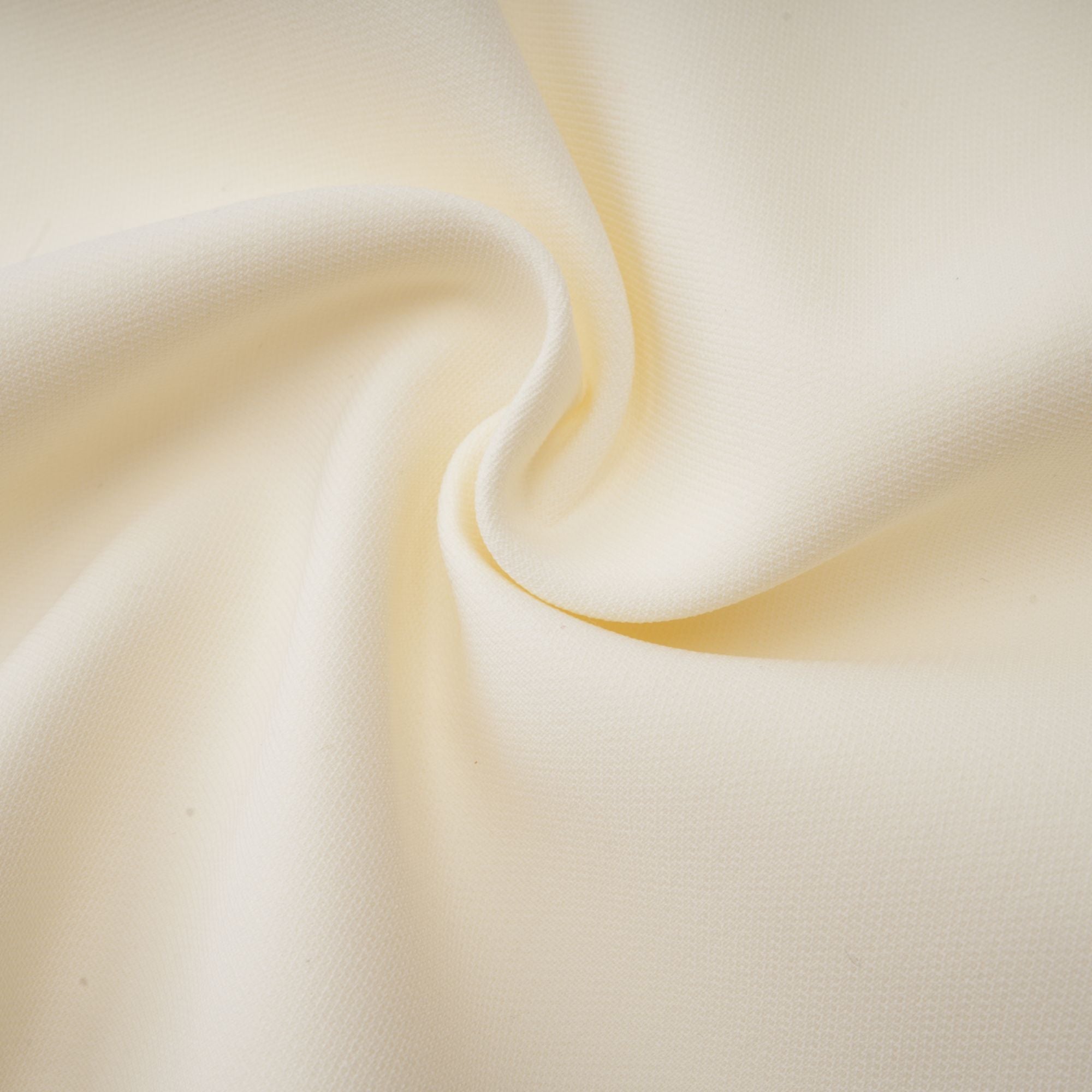 طقم سترة وتنورة متناسقة مزينة بالزهور من Vivien