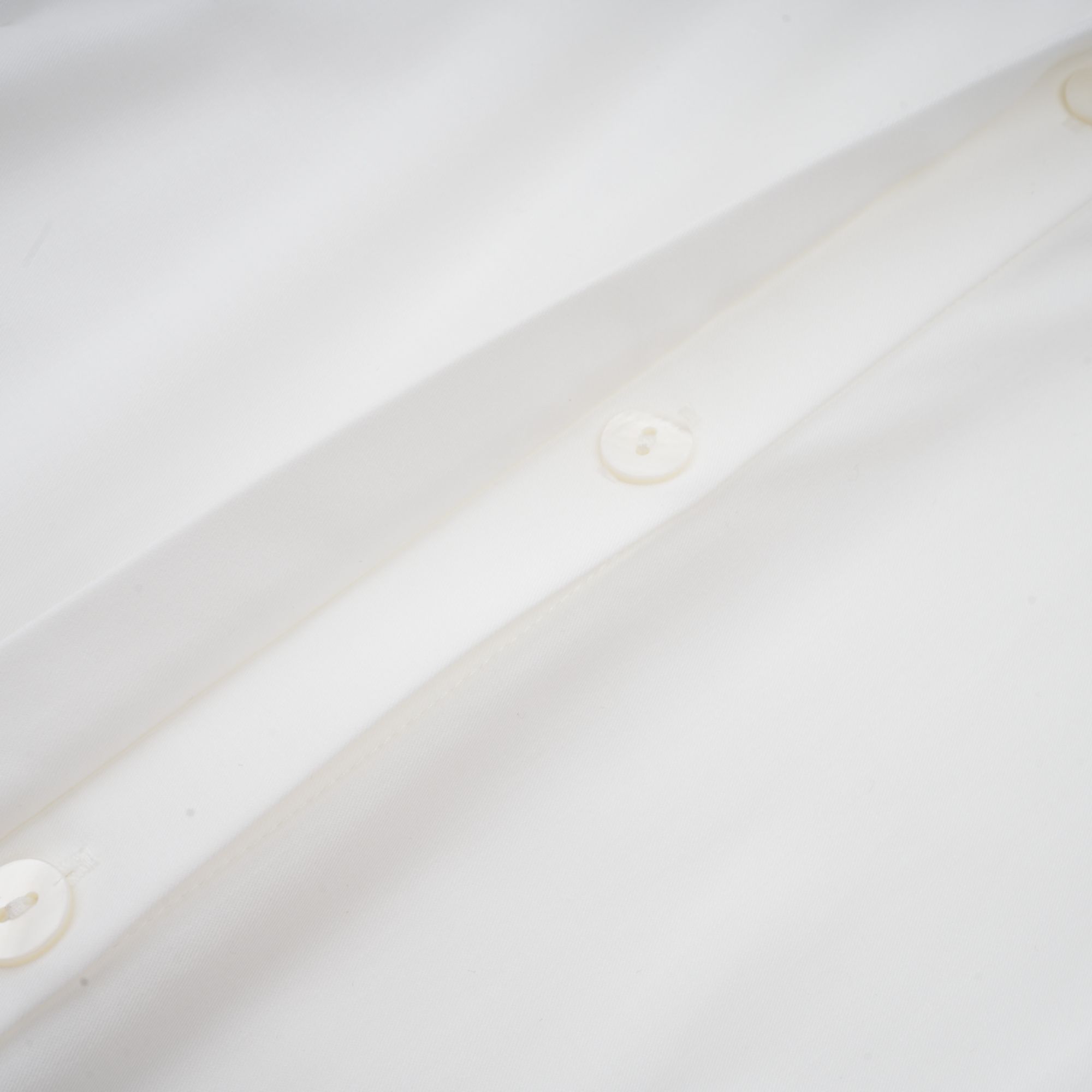 طقم قميص وتنورة متناسقين بطبعات الأزهار من Léonor