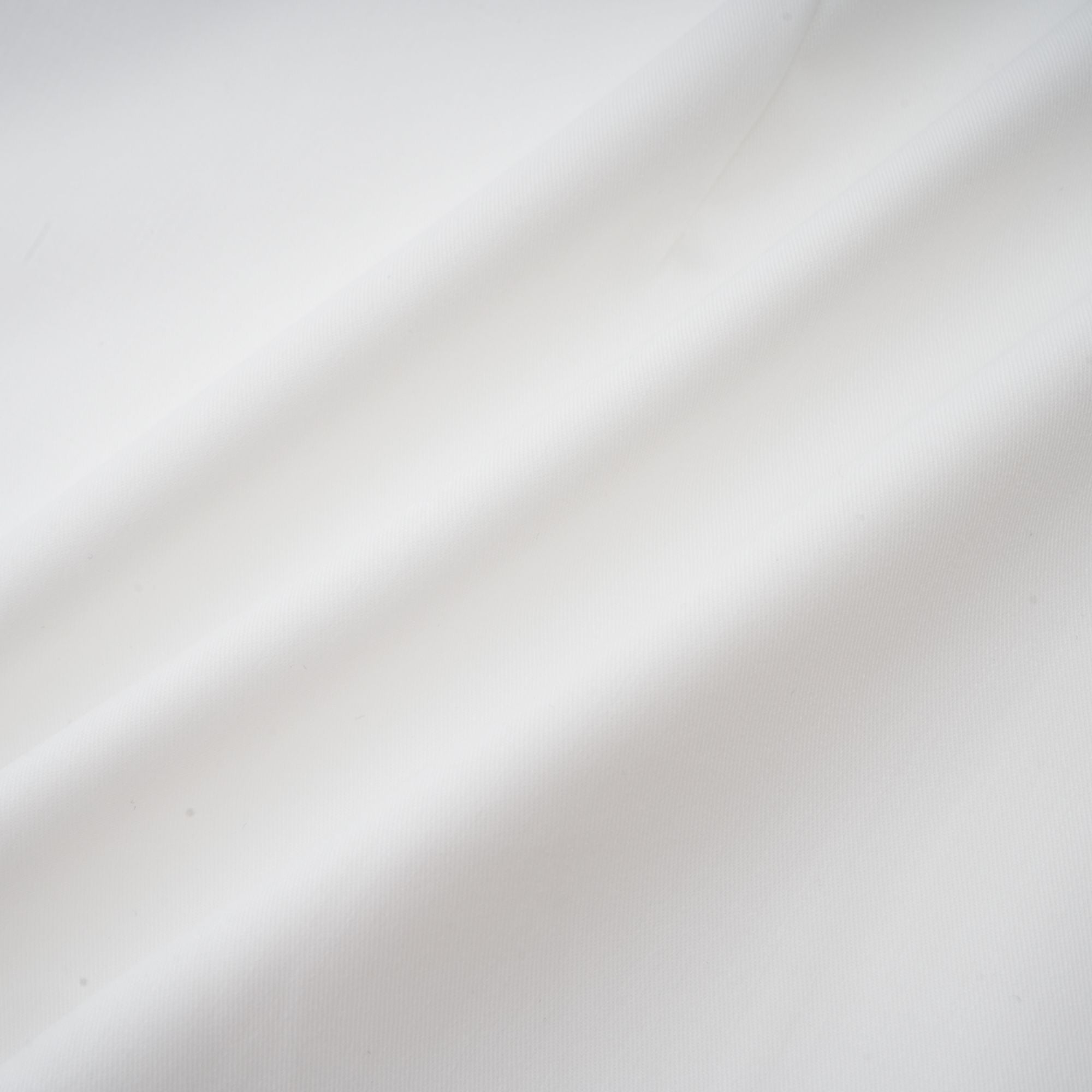 طقم قميص وتنورة متناسقين بطبعات الأزهار من Léonor