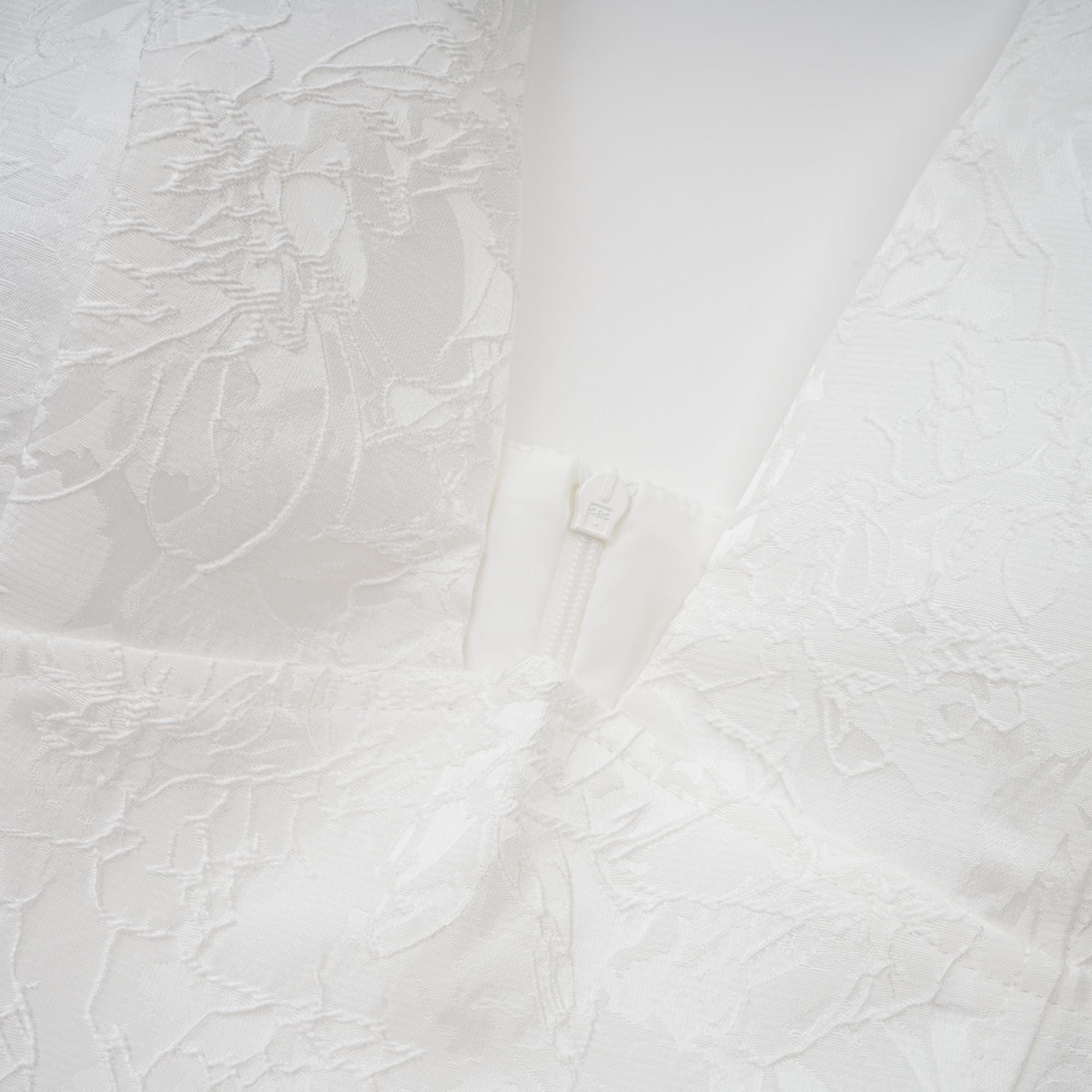 Céline White Glamorous Event Midi Dress