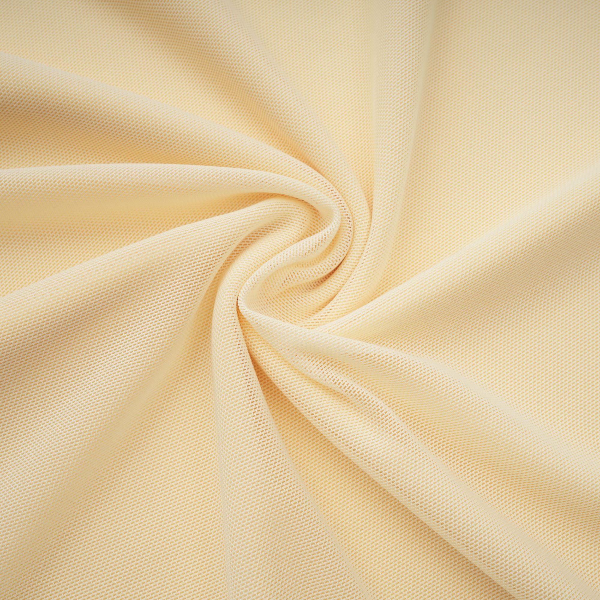 فستان كاثرين ماكسي مطوي غير متماثل باللون الأبيض