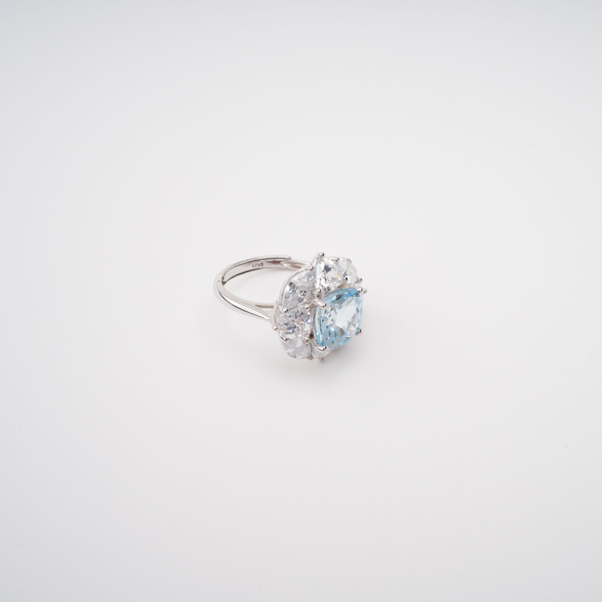 Daphné Blue Sterling Silver Adjustable Gemstone Ring