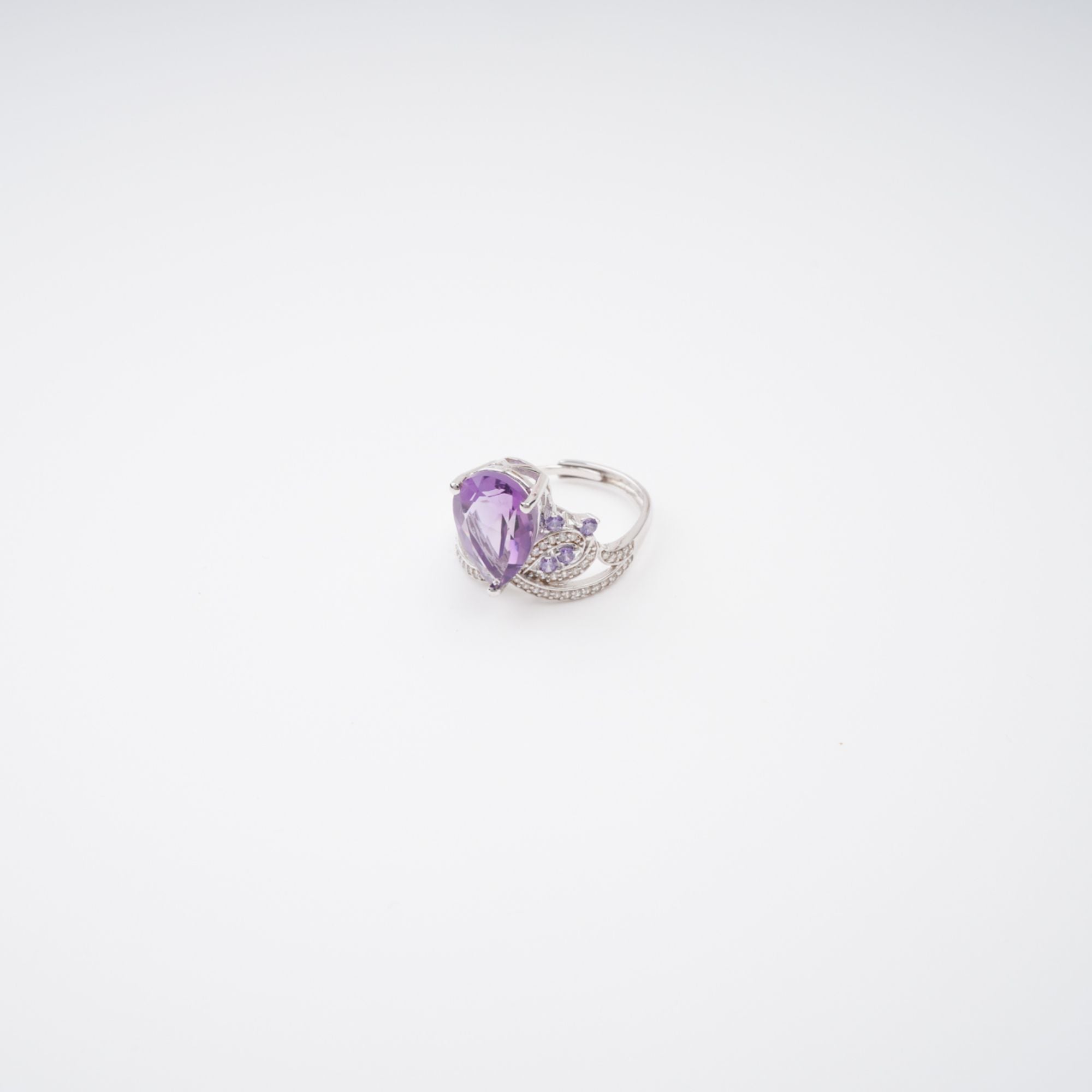 Eléonore Purple Pear Cut Gemstone Sterling Silver Adjustable Ring