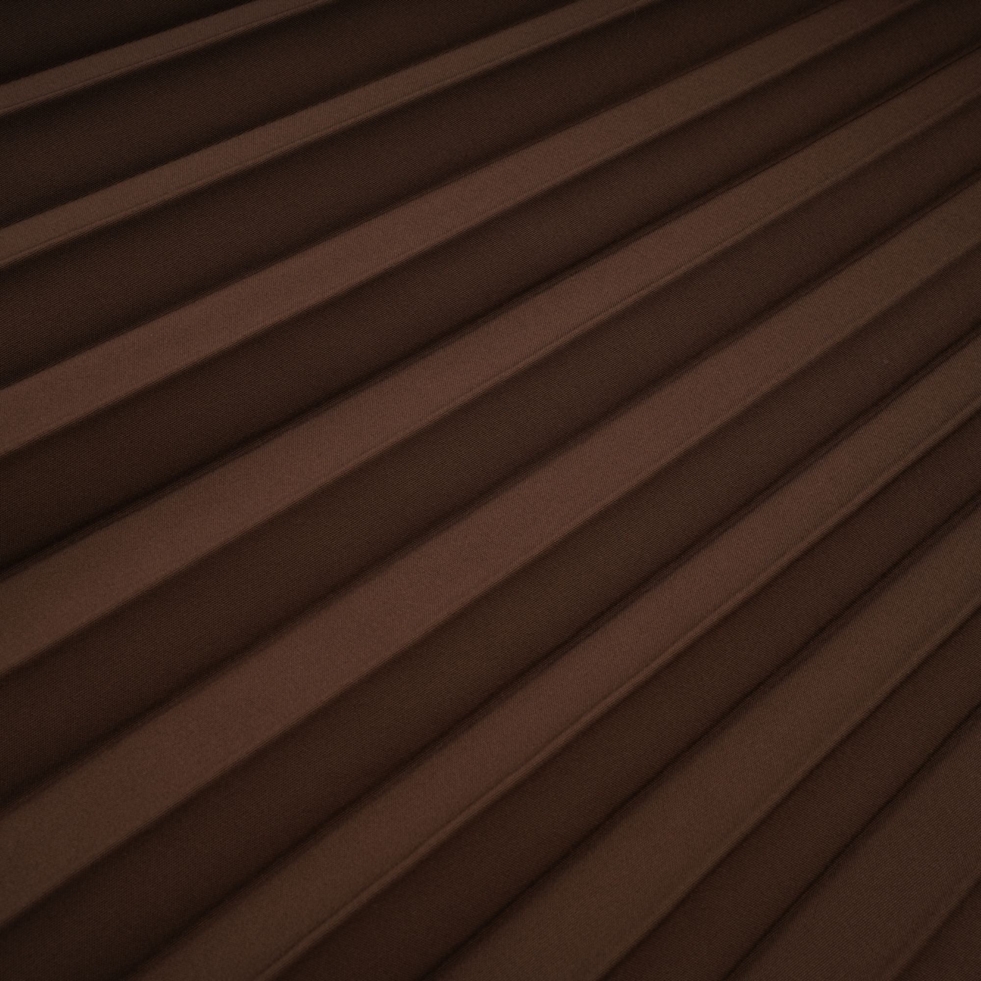 طقم تنورة وقميص مطوي بتصميم عباءة من Adèle