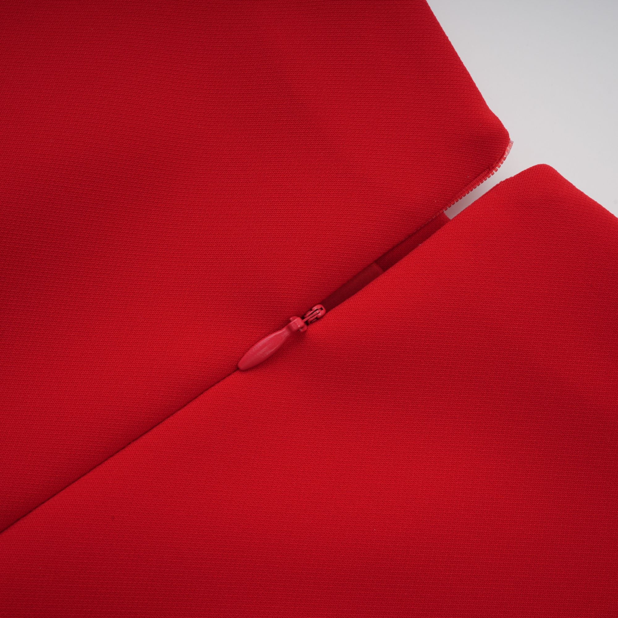 Esther rotes Minikleid mit Flügelärmeln