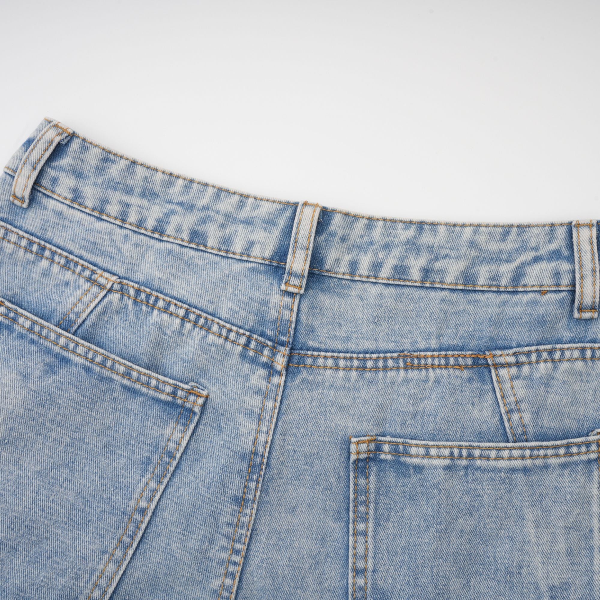 بنطلون كارغو بالازو بخصر مرتفع من أجاثي