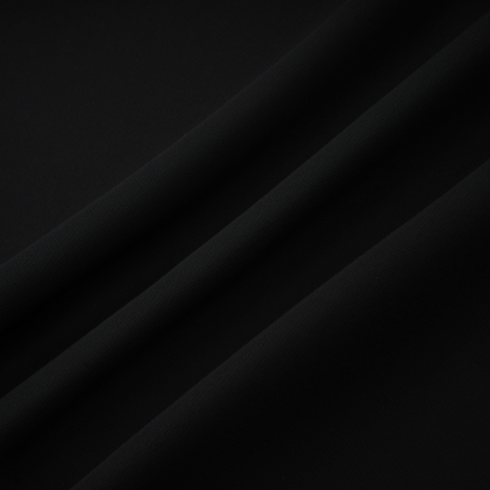 فستان قصير غير متماثل من تصميم Émeline