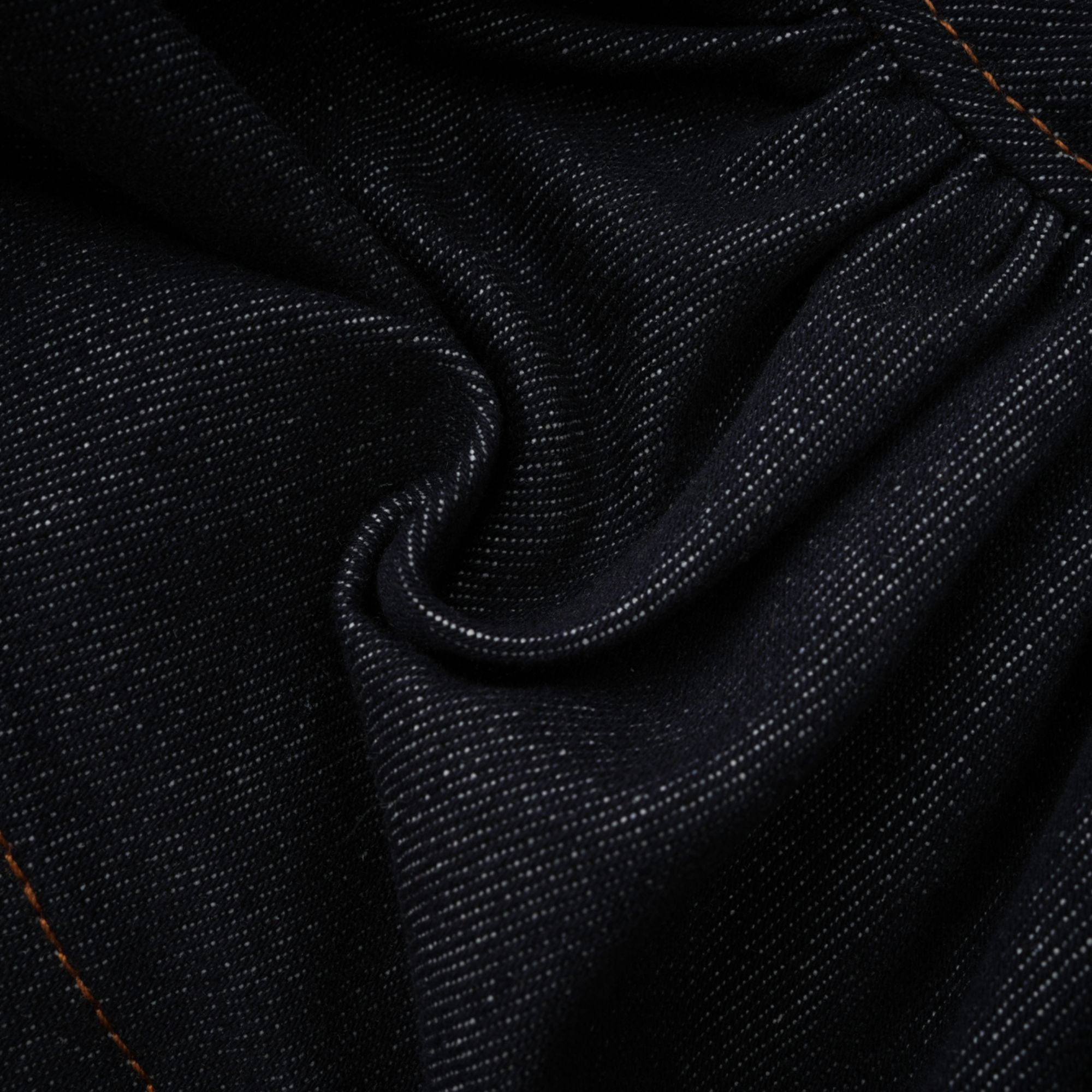 تنورة جينز قصيرة من فلورنسا باللون الأزرق النيلي مع كشكشة