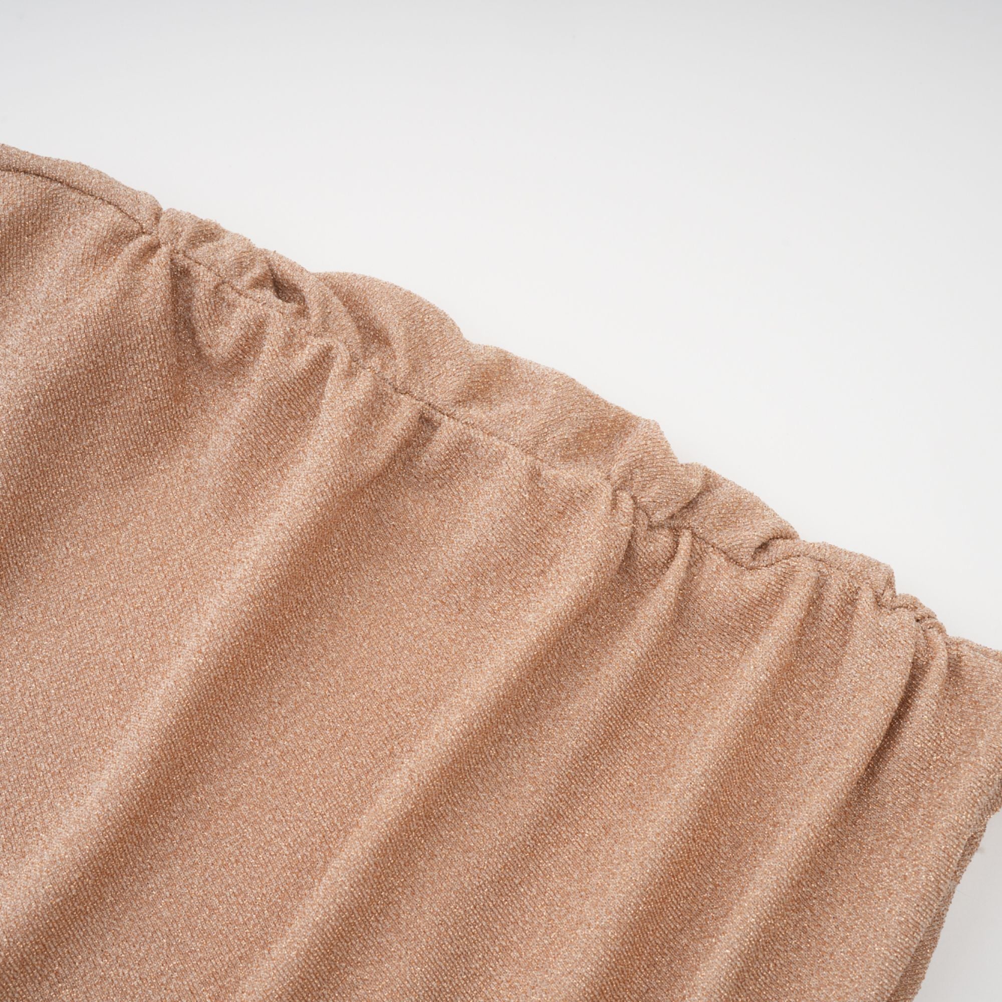 فستان روزالي ماكسي ذهبي غير متماثل مطوي