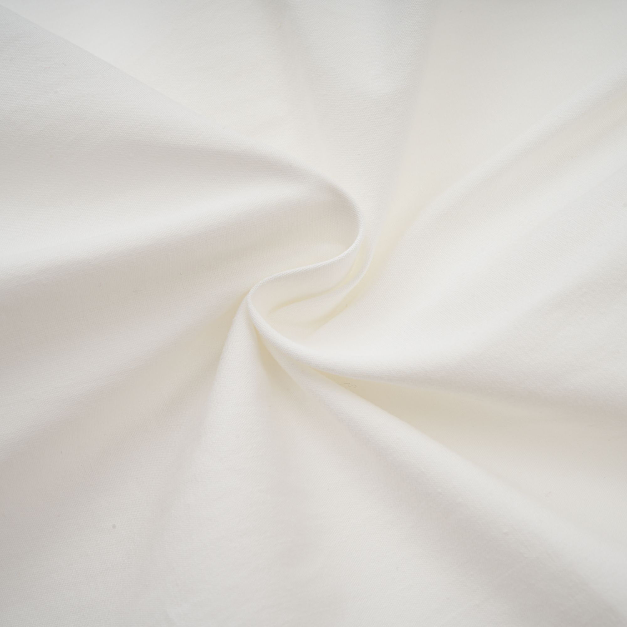 فستان جولي الأبيض القصير بدون أكمام ذو الرقبة المطوية