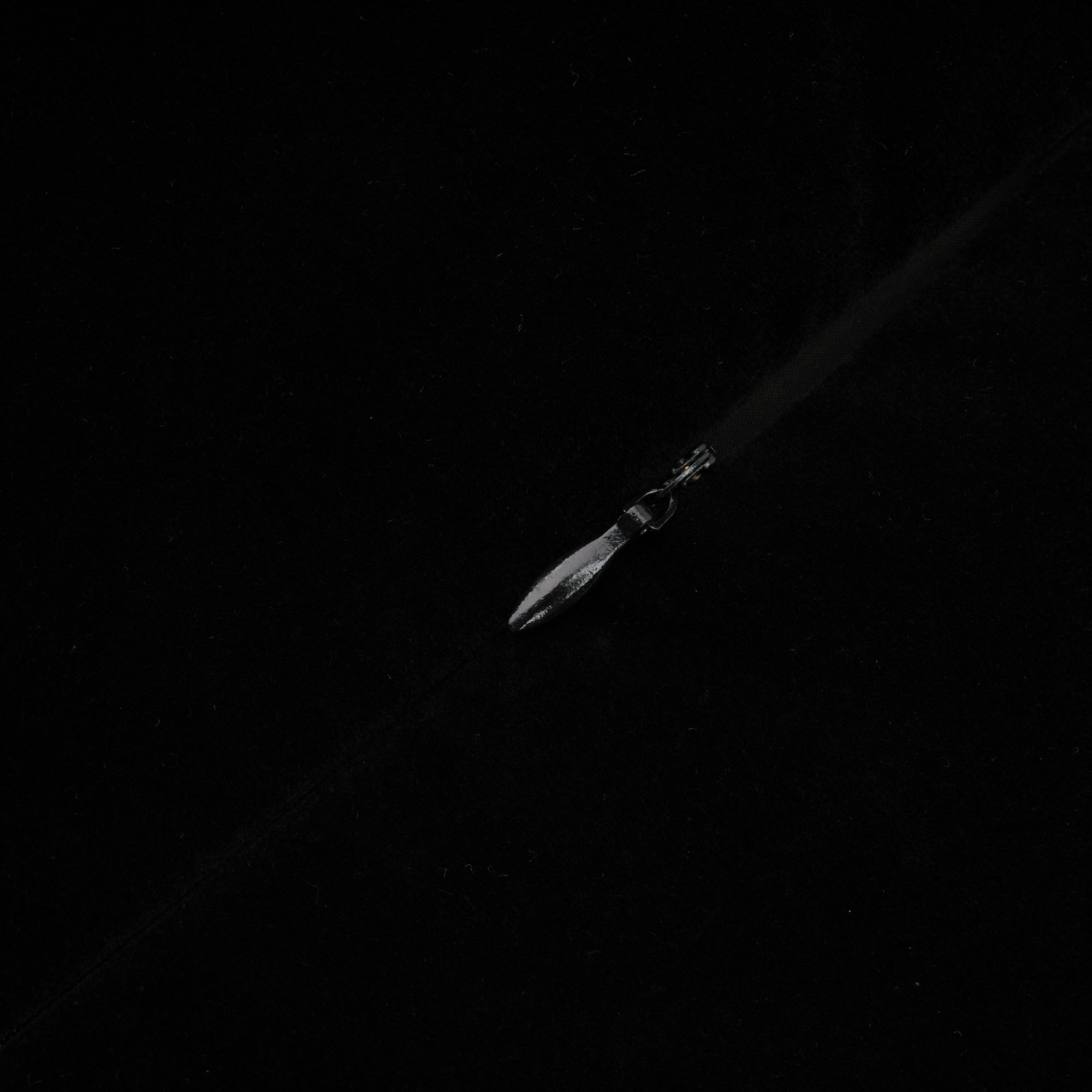 فستان ساندرين القصير من المخمل المزين بالكريستال