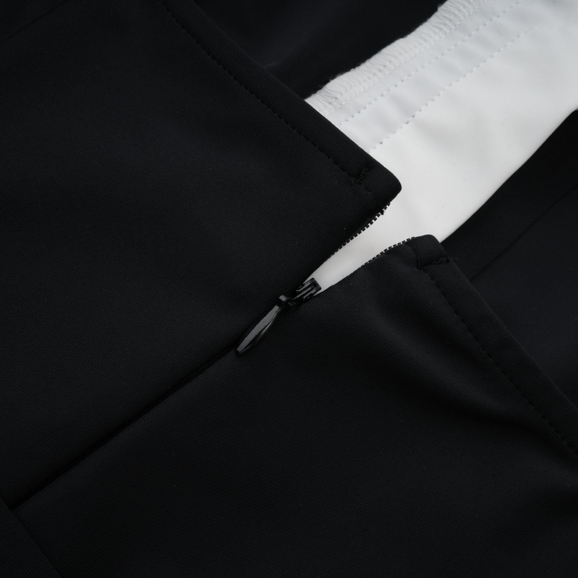 فستان ماكسي ملائم بألوان متعددة من Alessandra