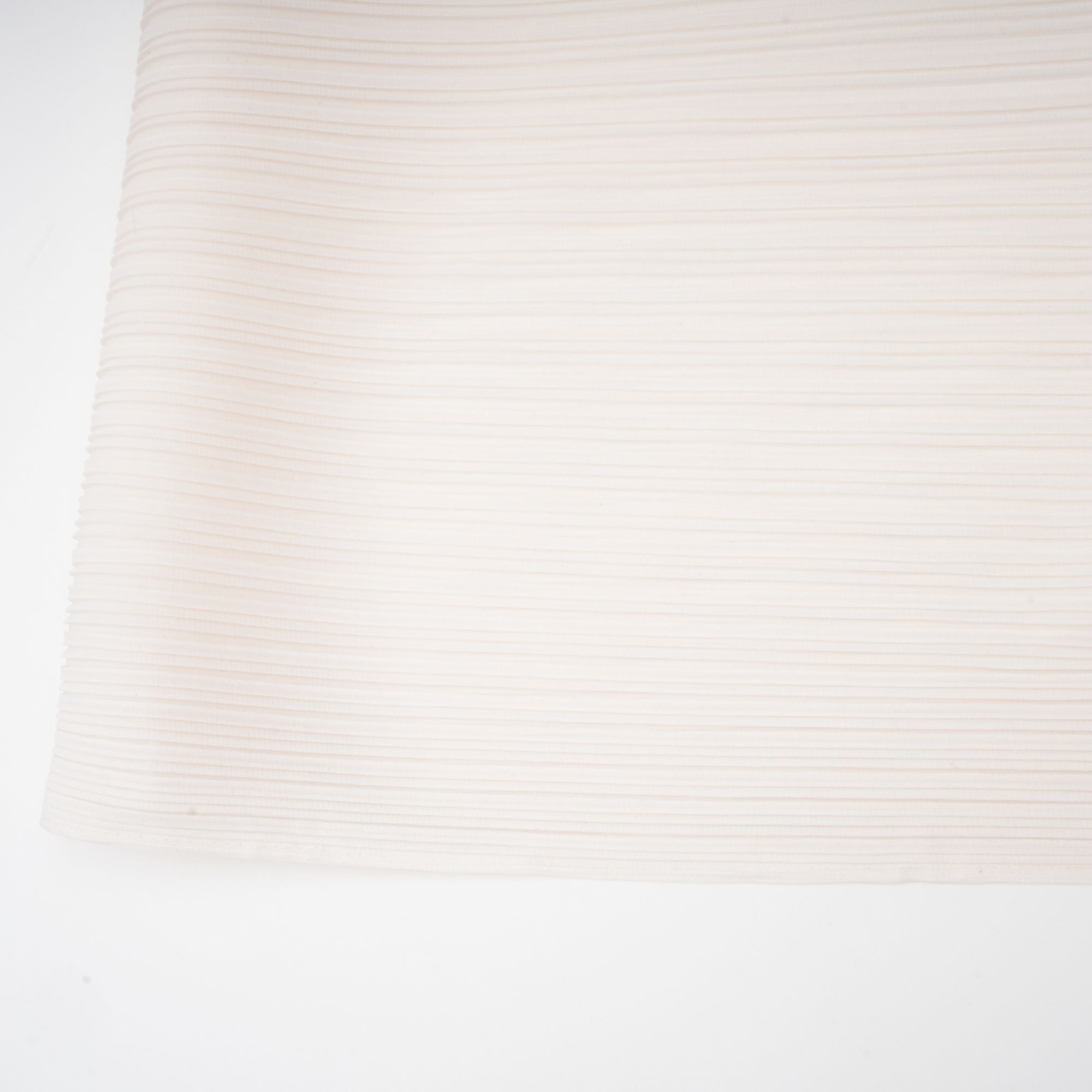 طقم بلوزة وبنطلون متناسقان من Agathe باللون الأرجواني المتدرج