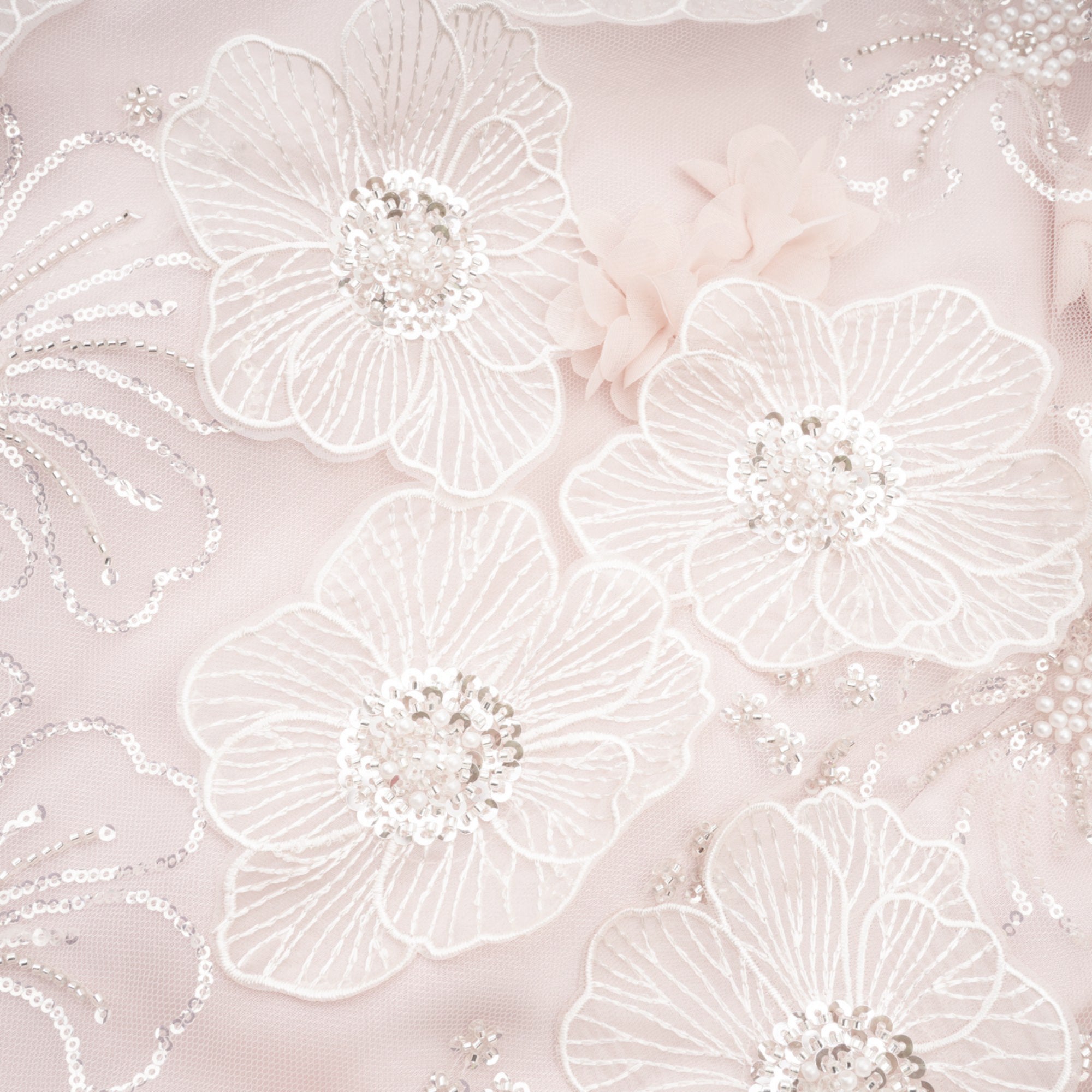 فستان فاليري القصير المزين بالكريستال