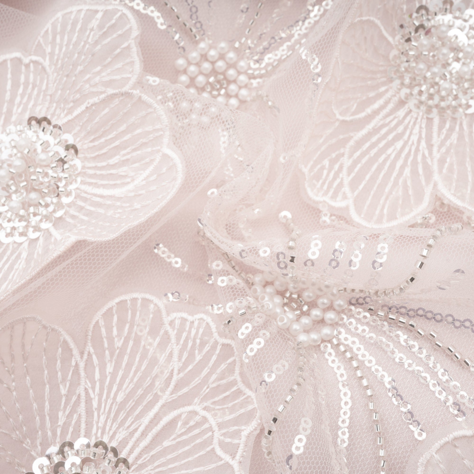 فستان فاليري القصير المزين بالكريستال