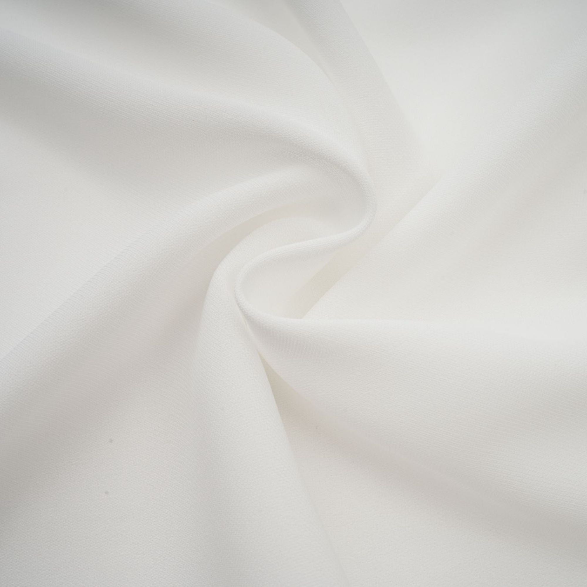 فستان جيتا القصير ذو التصميم الشريطي باللون الأبيض