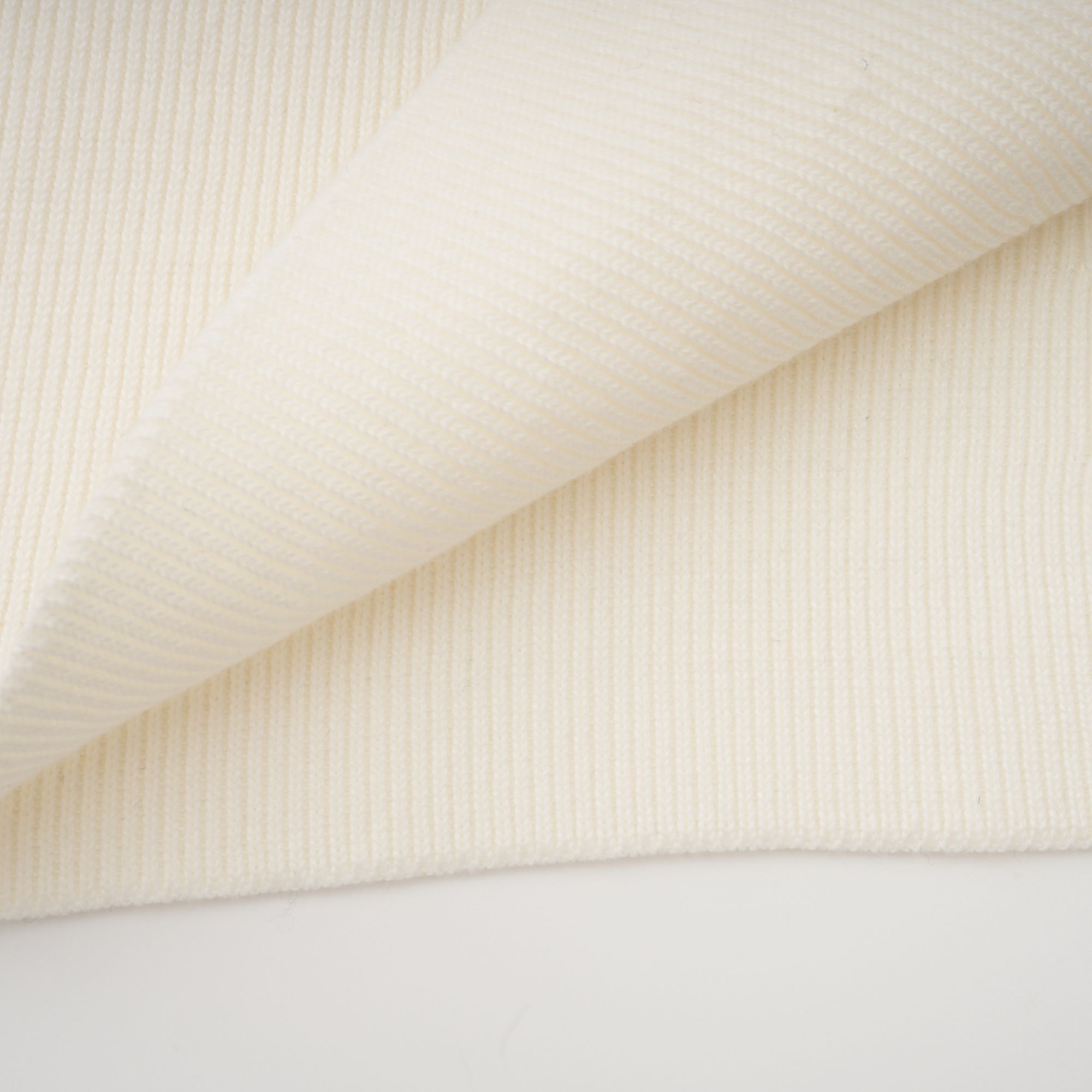 Adélade White Embellished Knit Midi Dress