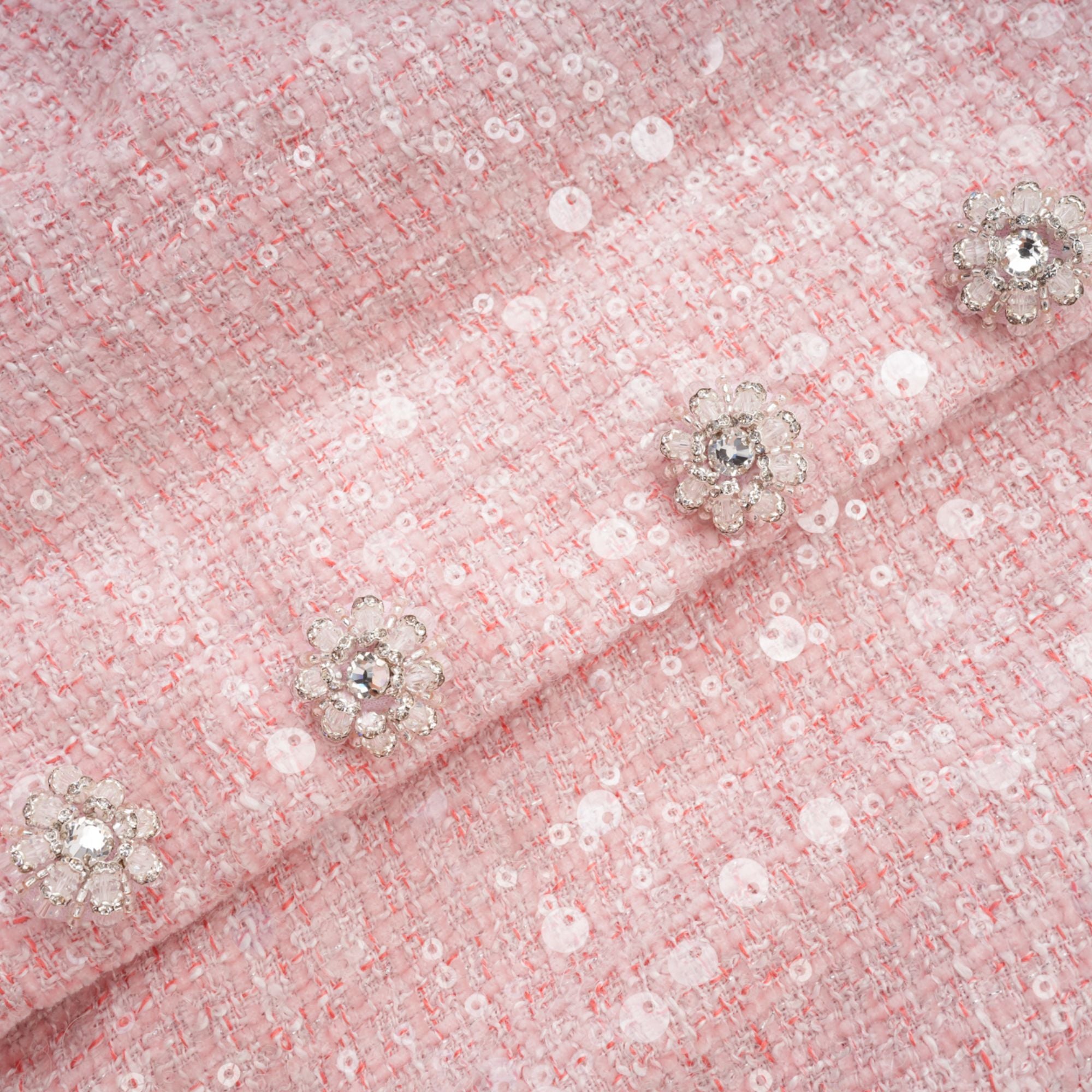 فستان إيليز الوردي المزين بثنيات قصير