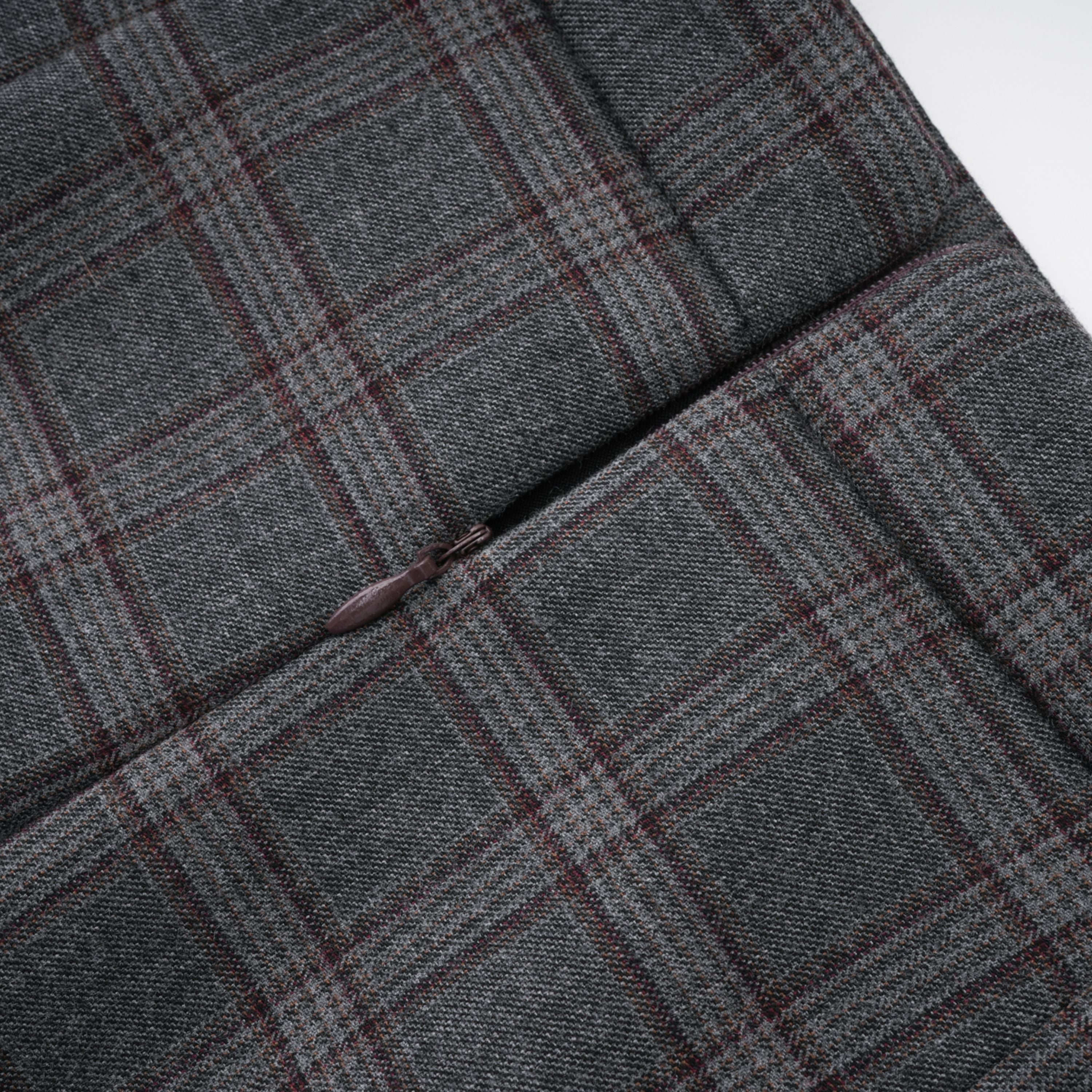 Serena Grey Cut Out Karierter Blazer & Rock Set