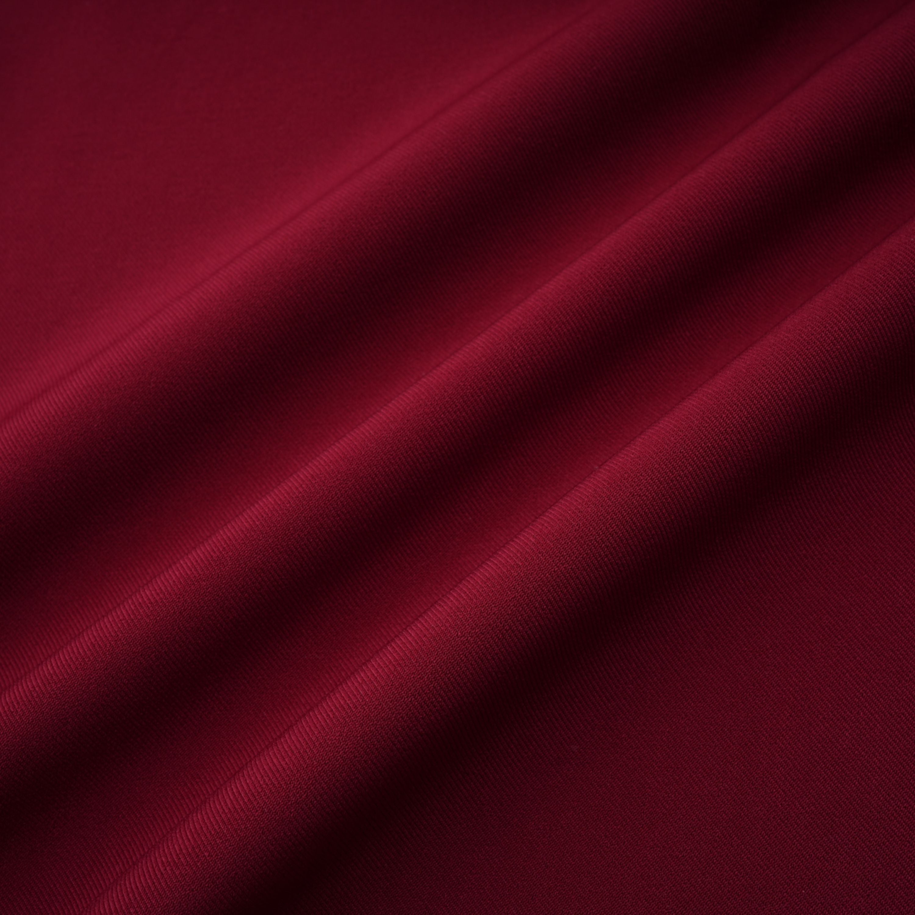 فستان طويل بياقة شال مزينة بزخارف حمراء من Lauren