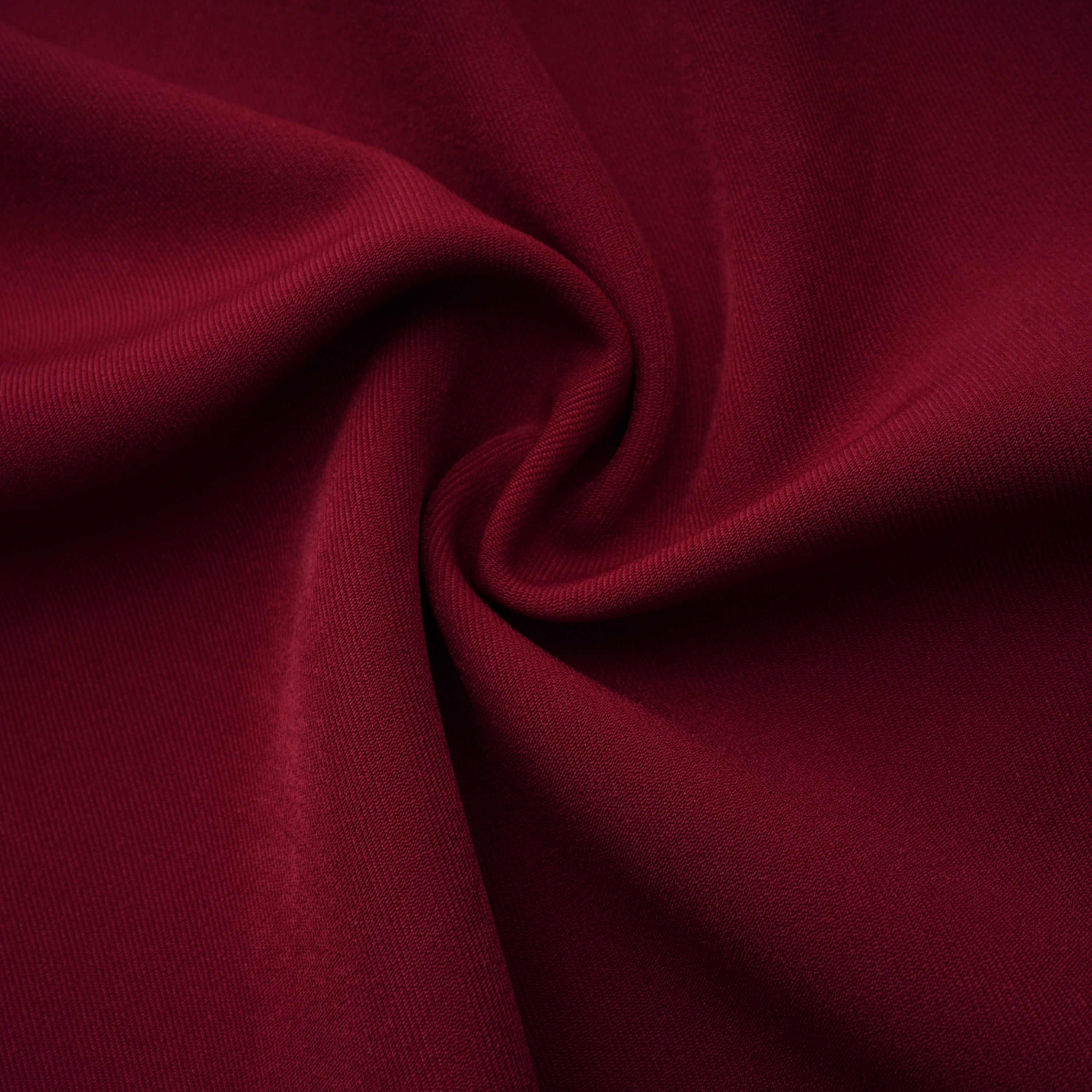 فستان طويل بياقة شال مزينة بزخارف حمراء من Lauren