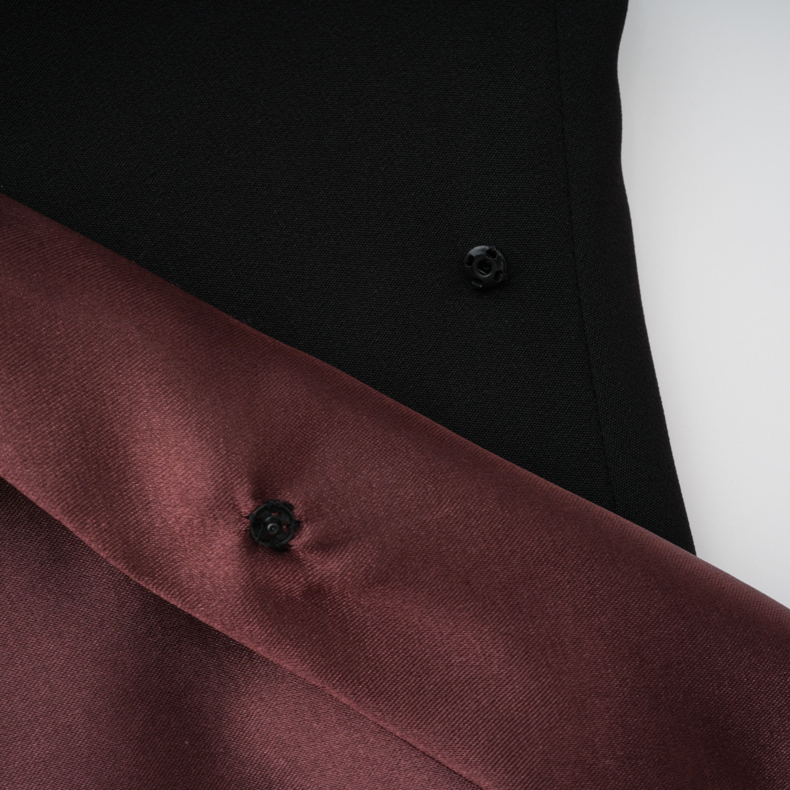 Miriam Black Maxikleid mit offenem Rücken und Schleife