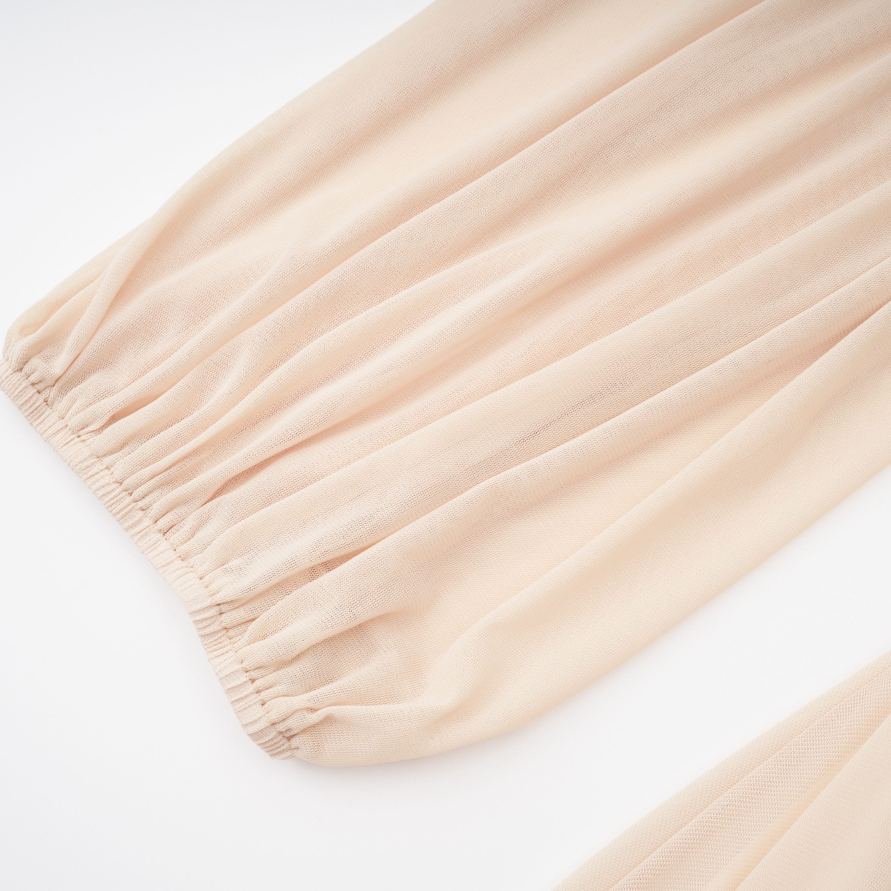 Annabelle Gelbes Maxikleid mit Laternenärmeln und Plissee