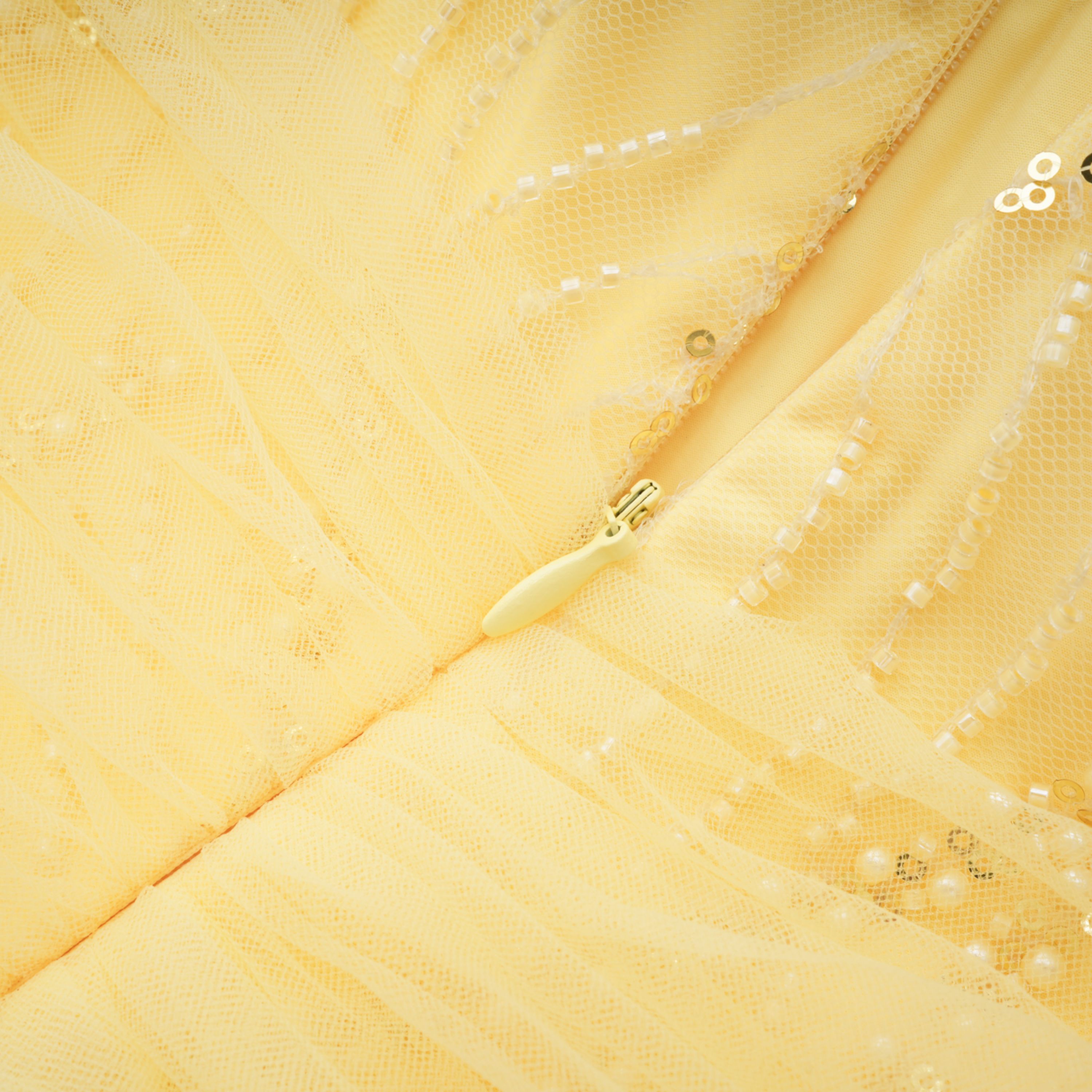 Antonia Gelbes Maxikleid mit Neckholder und Schleife