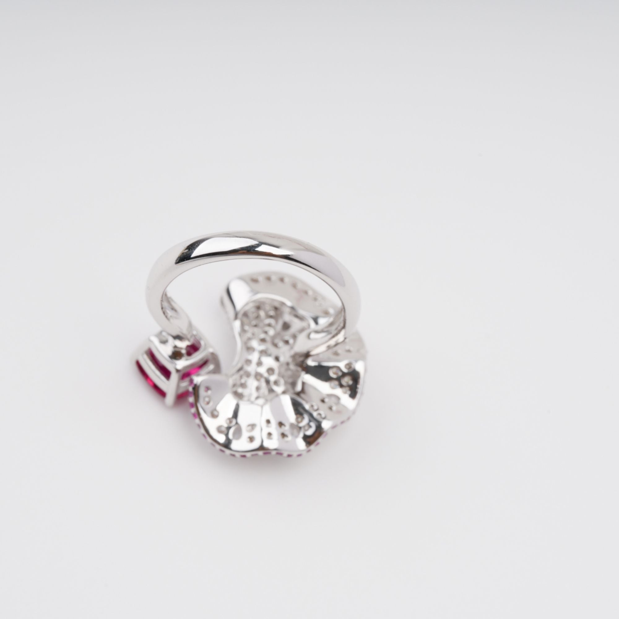 خاتم دافني روز بينك بموجة قمرية قابلة للتعديل من الفضة الإسترلينية