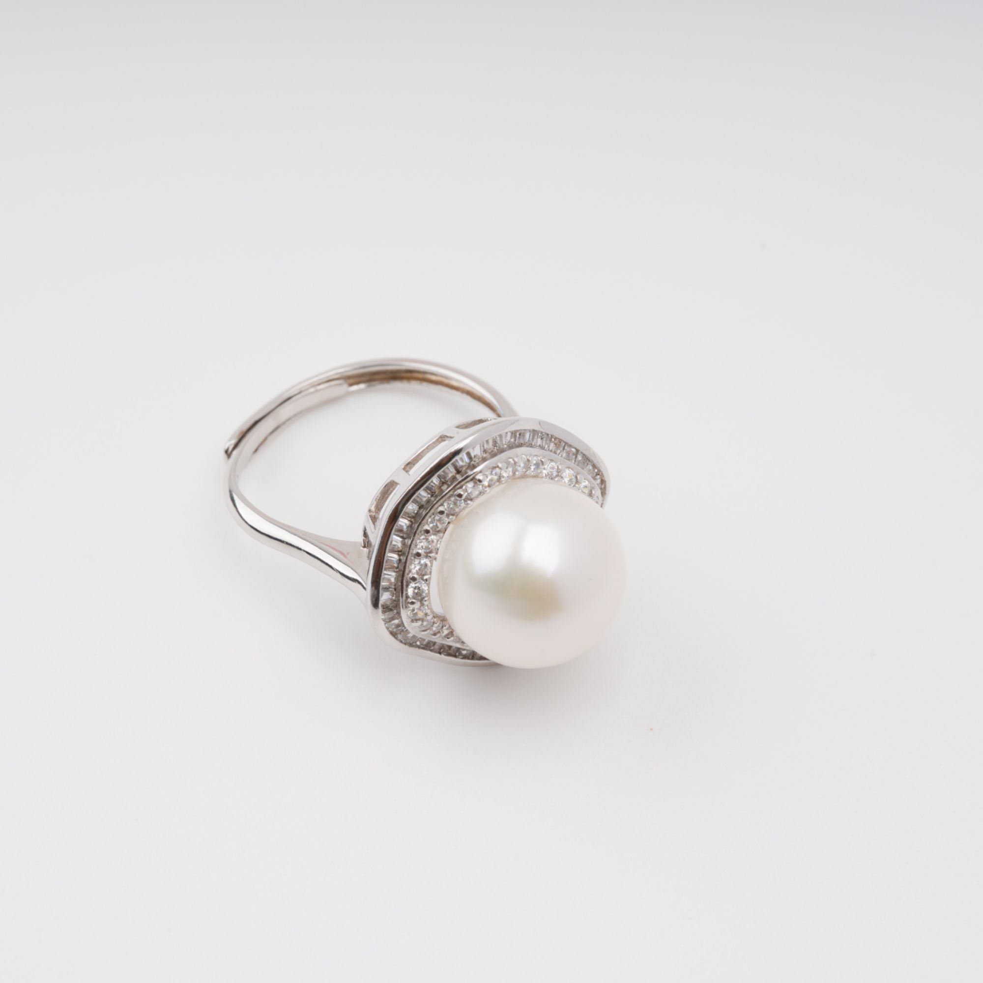 خاتم هورتنس من الفضة الإسترلينية قابل للتعديل مرصع باللؤلؤ