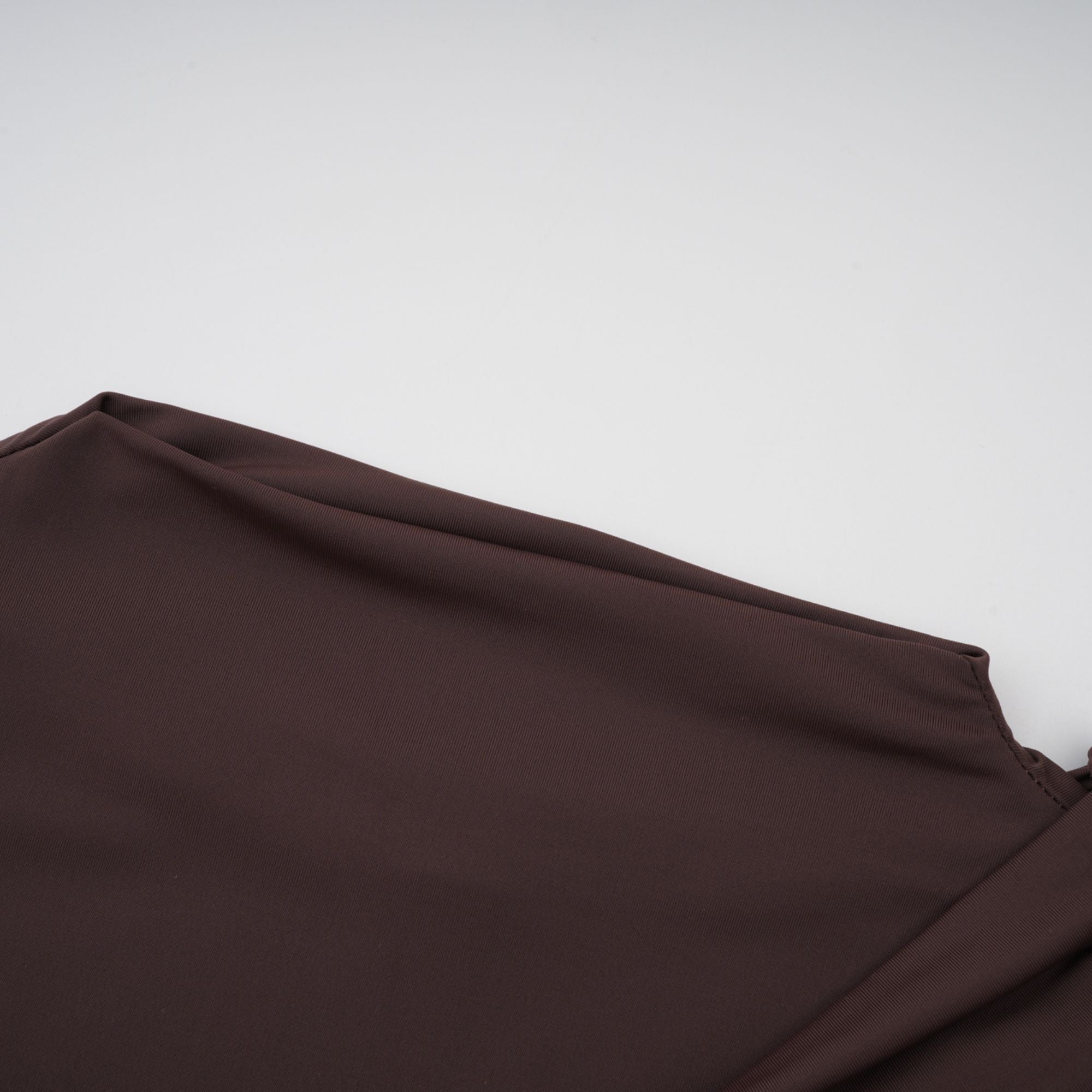 Fée – Braunes, asymmetrisches, gerüschtes Minikleid