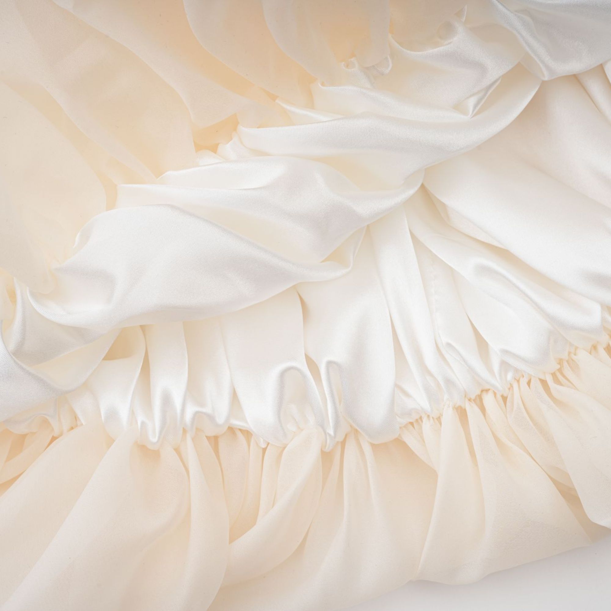 Riley Cremeweißes drapiertes Maxikleid aus Tüll