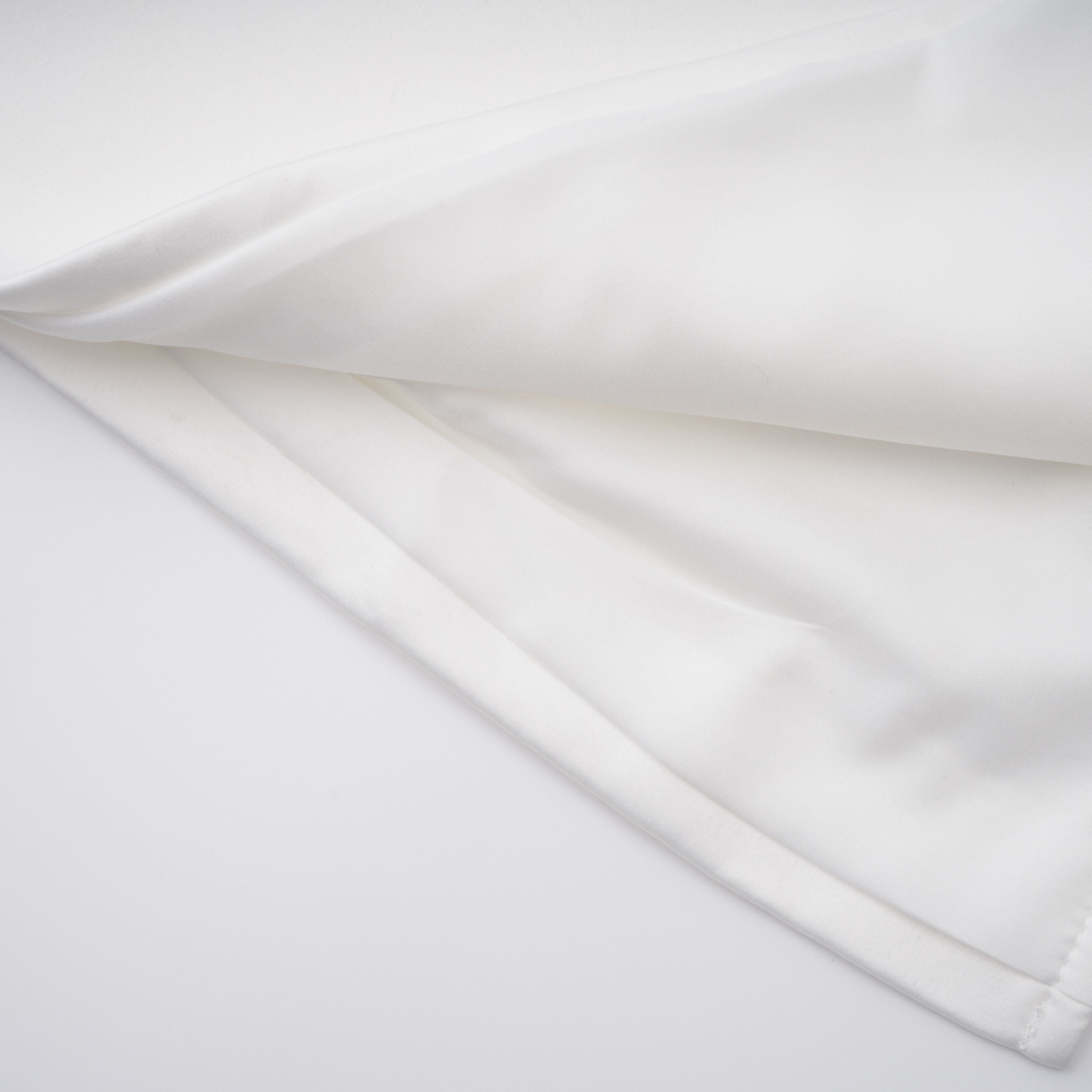 Mirabeau Weißes Maxikleid mit Cut-Out-Spitze