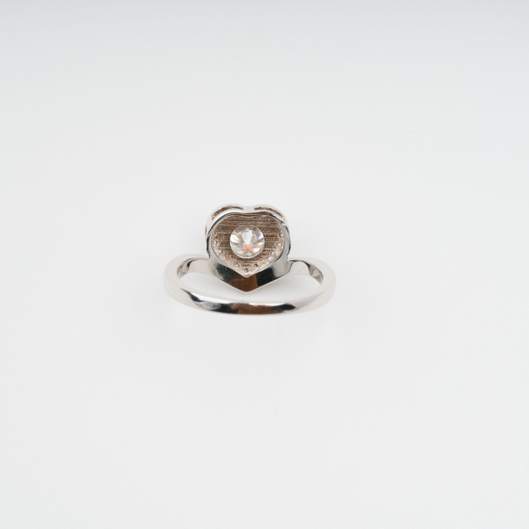 Révérence Heart Shaped Sterling Silver Ring