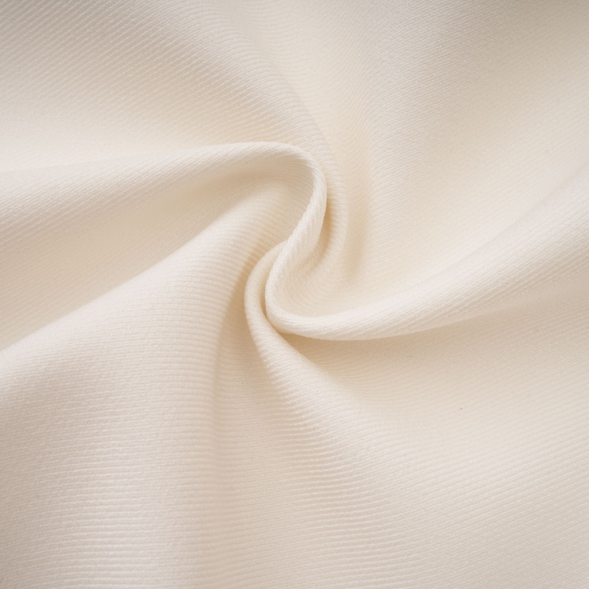 Maja Weißes Kunstperlen-Jacket & Faltenrock-Set