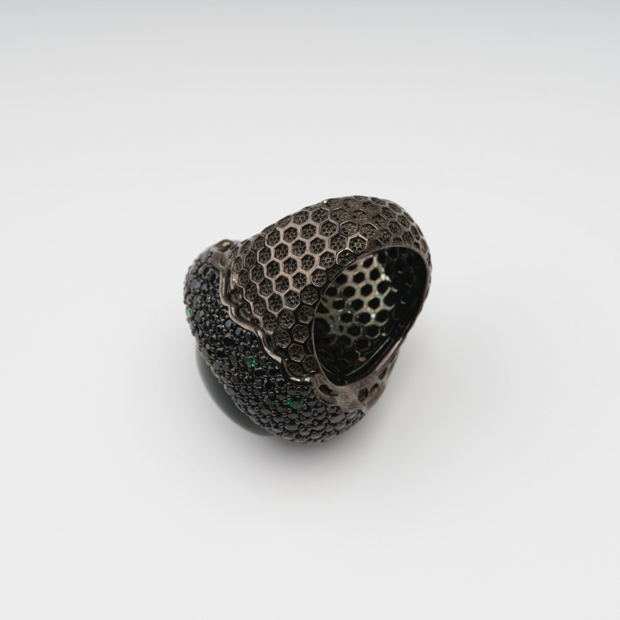 Soupir – Schwarzer, klobiger, ovaler Sterlingsilberring