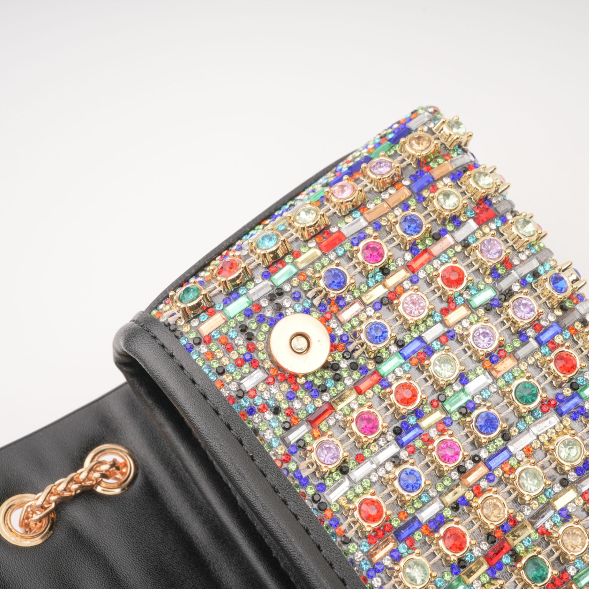 Jade-Umhängetasche mit Kristallverzierung